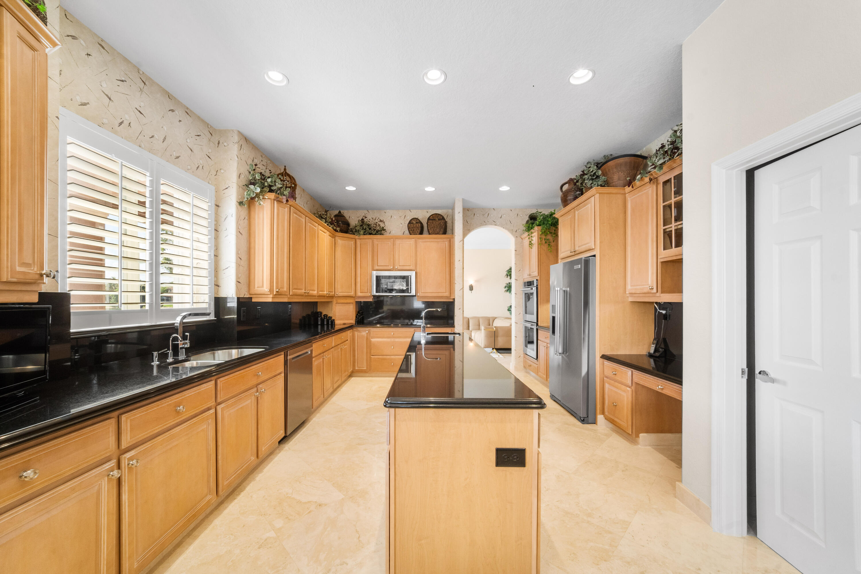 WEST SHORE - Residential