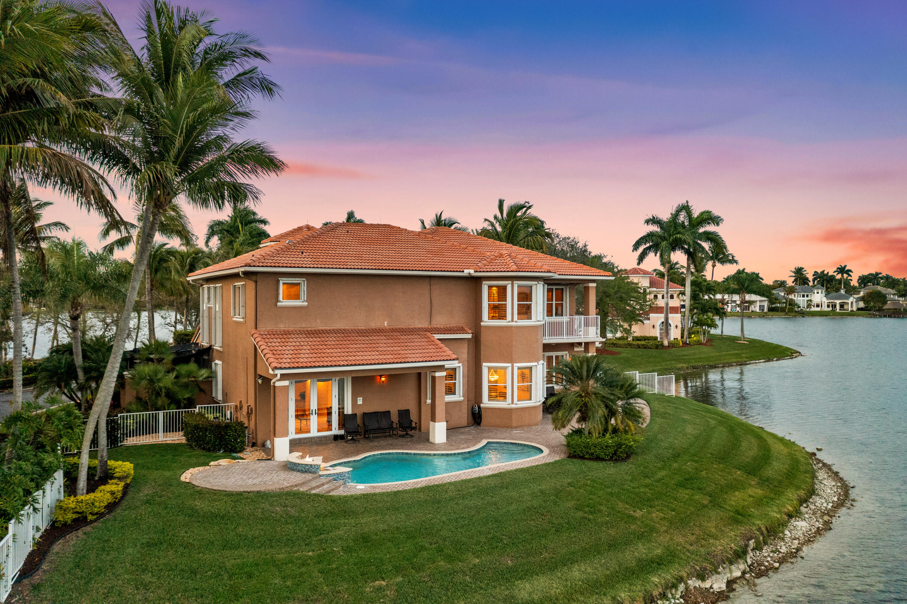 WEST SHORE - Residential