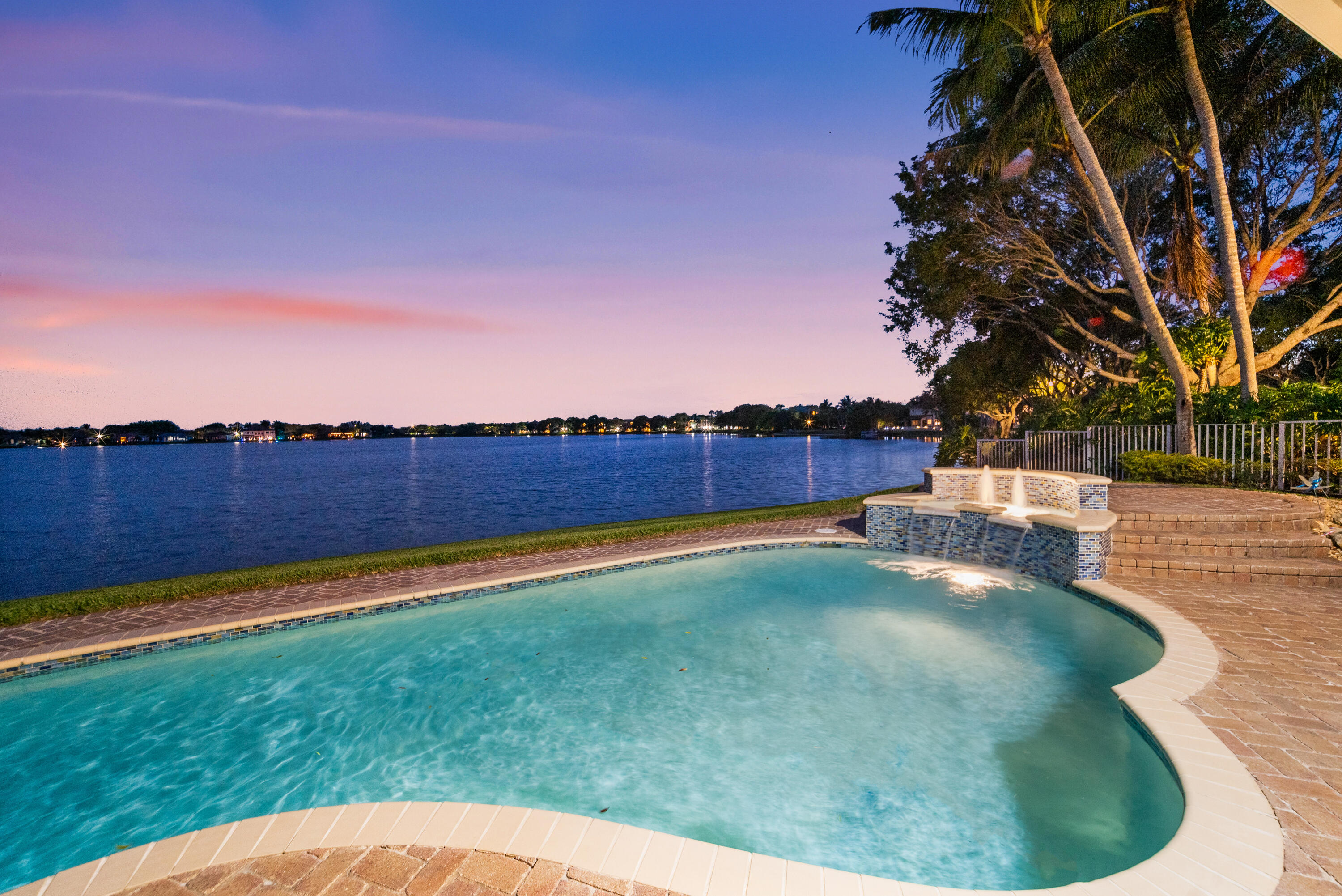 WEST SHORE - Residential