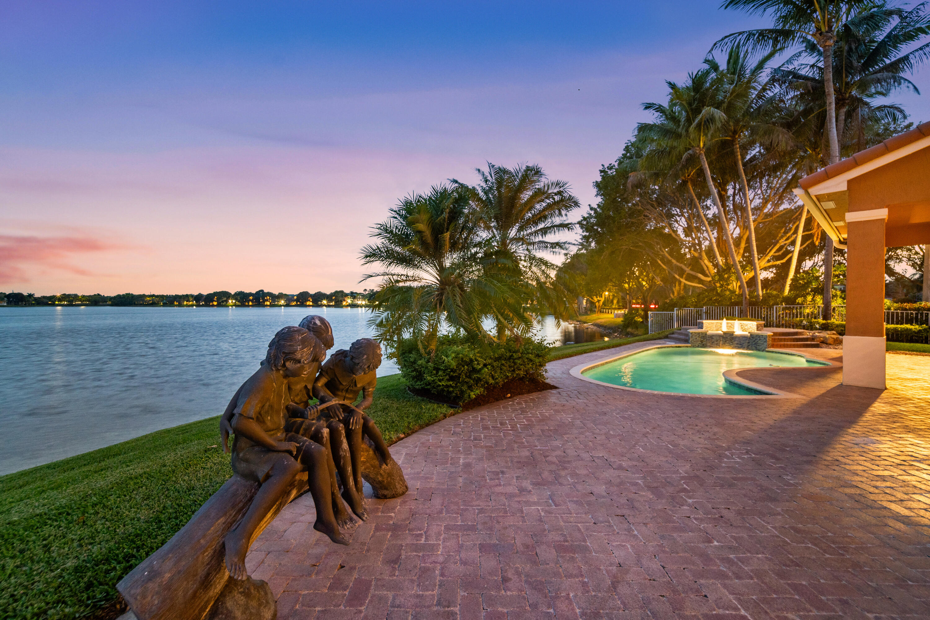 WEST SHORE - Residential