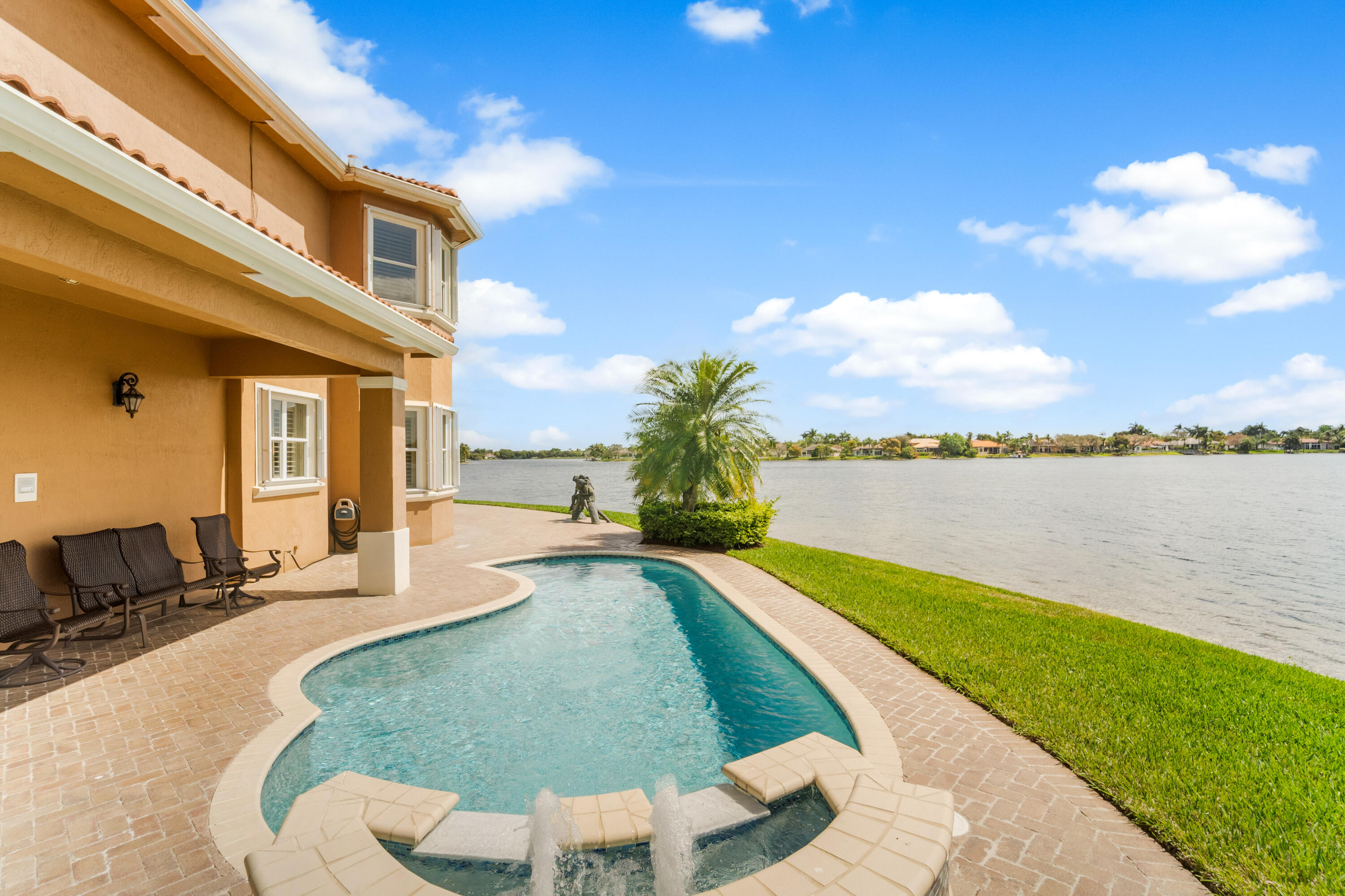 WEST SHORE - Residential