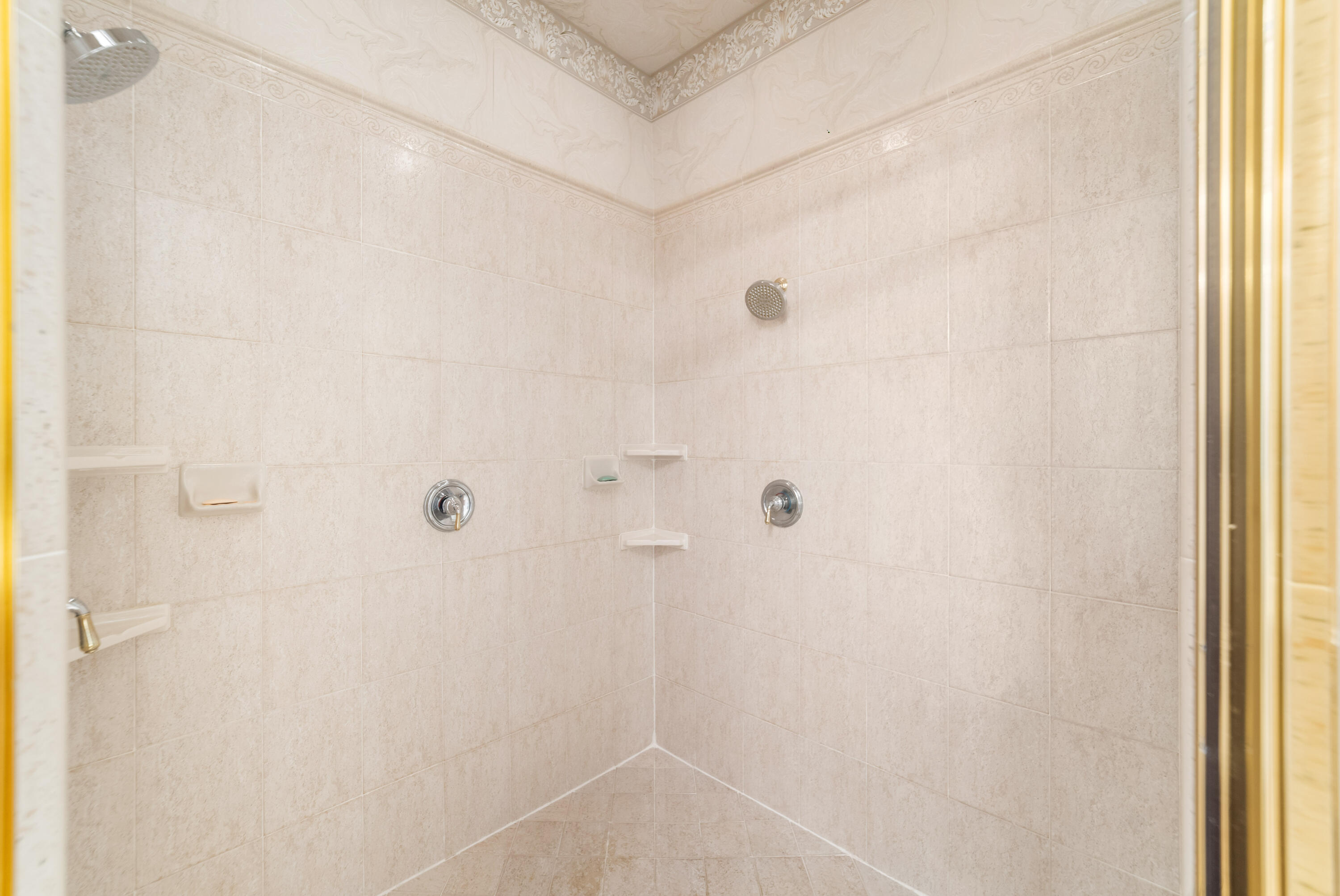 WEST SHORE - Residential