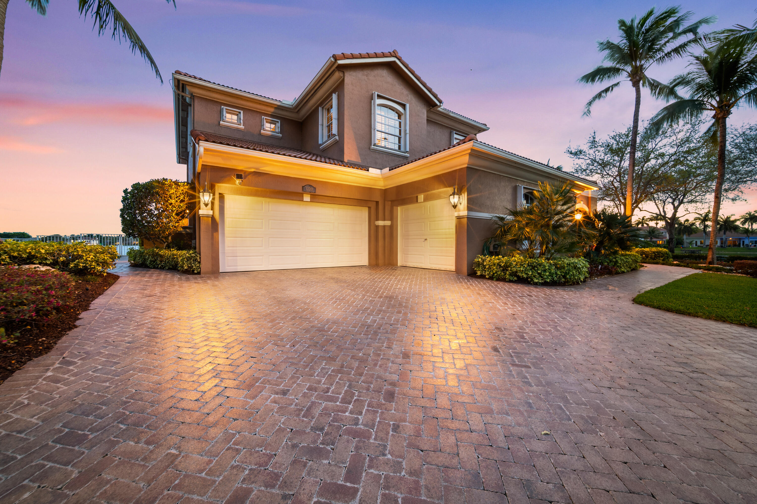 WEST SHORE - Residential