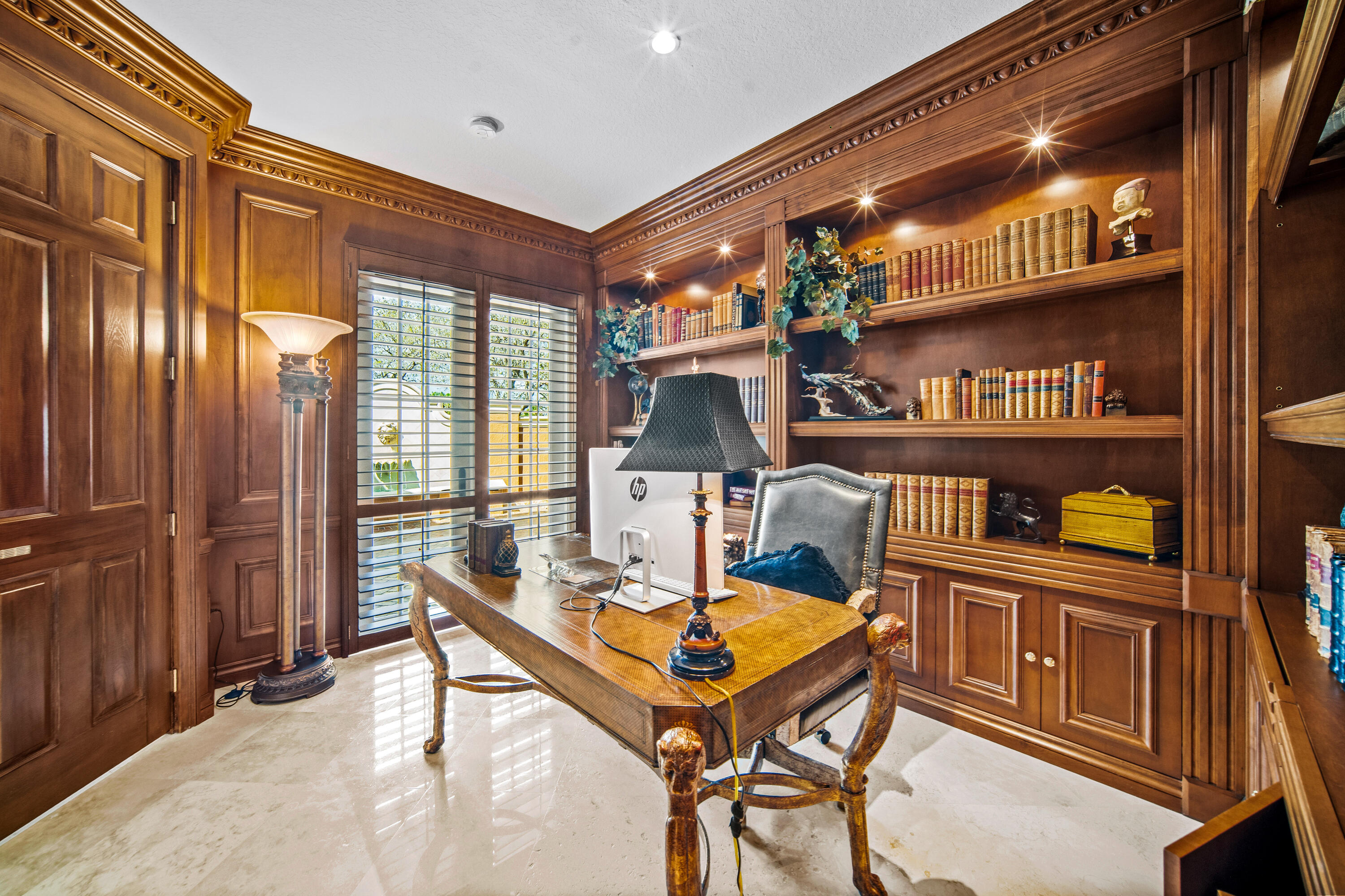 WEST SHORE - Residential