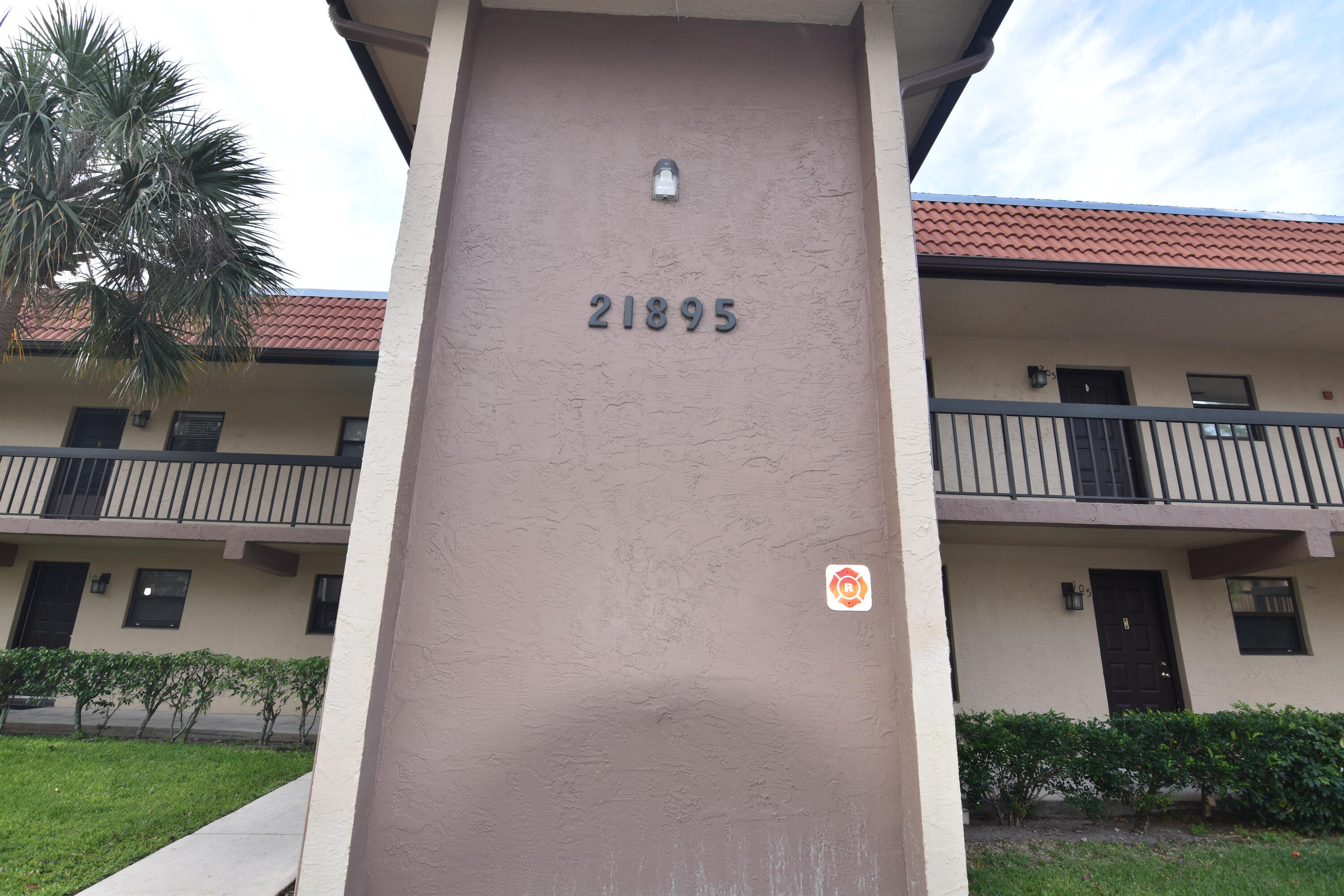 WOODS AT BOCA DEL MAR CONDO - Residential Lease