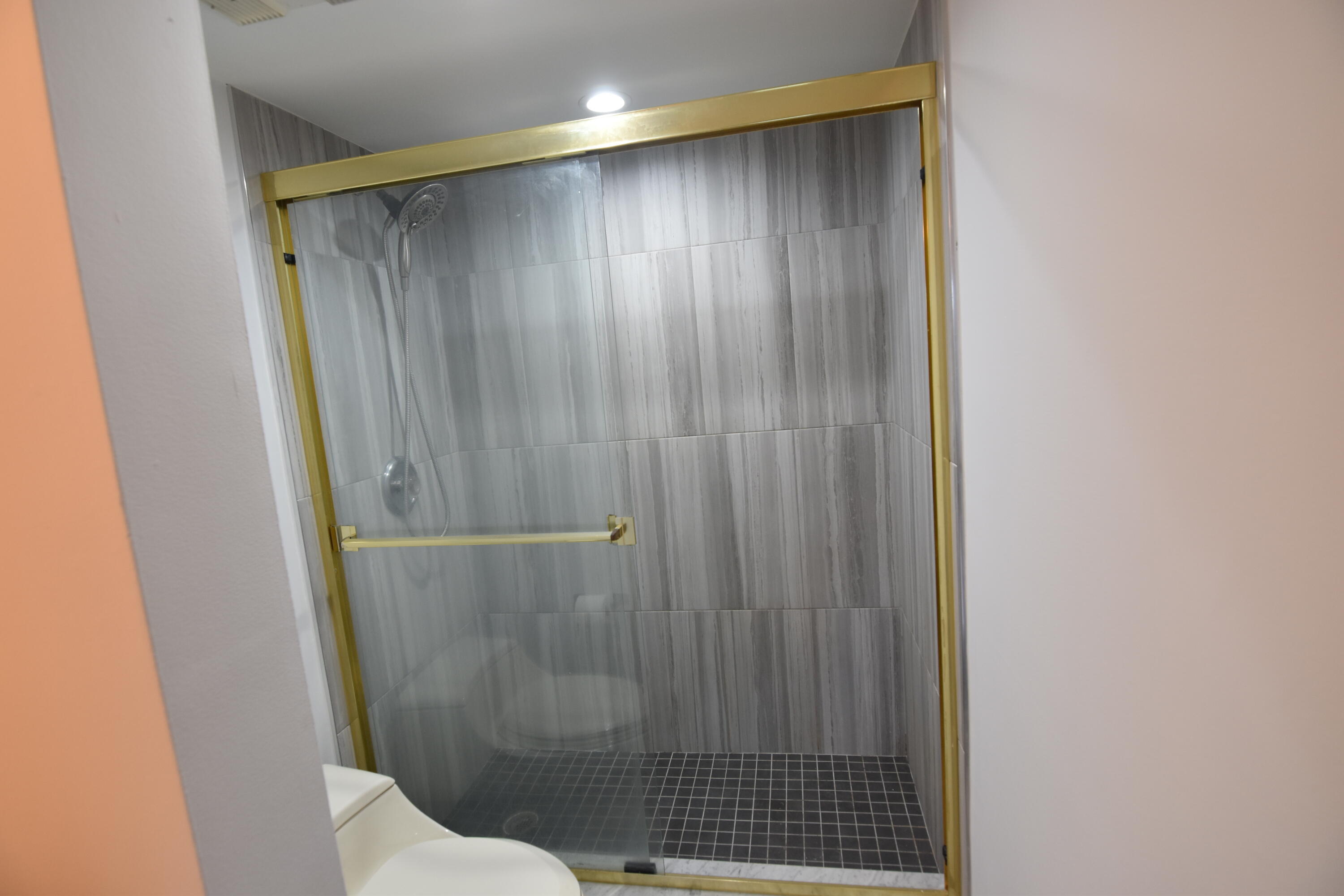 WOODS AT BOCA DEL MAR CONDO - Residential Lease