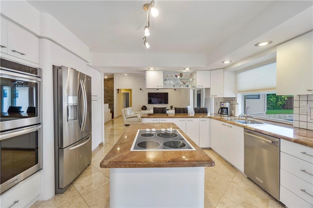 Maplewood 80-37 B - Residential