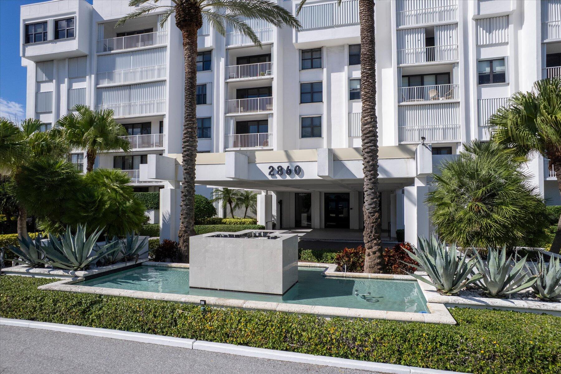 LA PALMA CONDO - Residential
