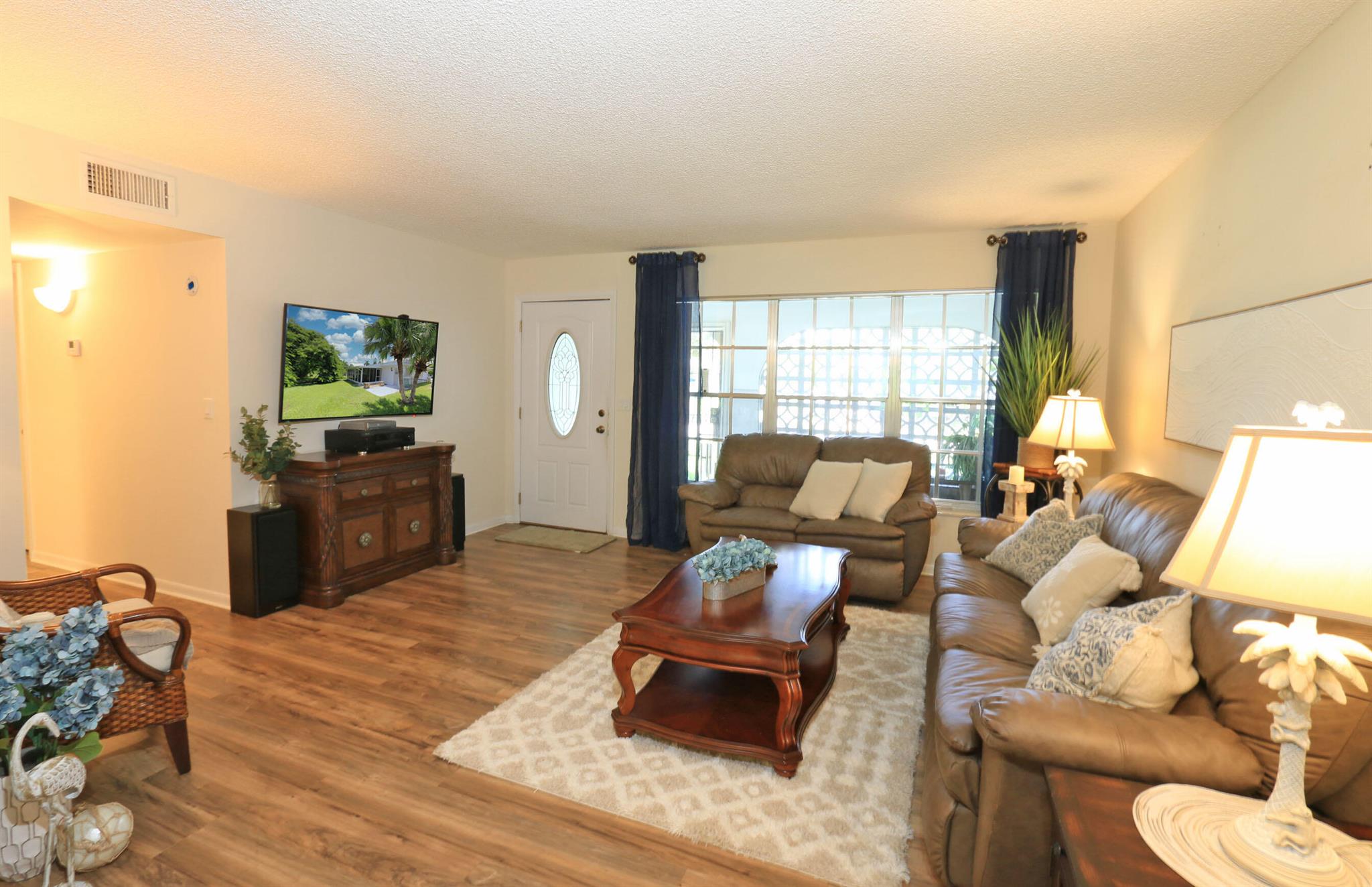 RIVER PARK UNIT 7 - Residential