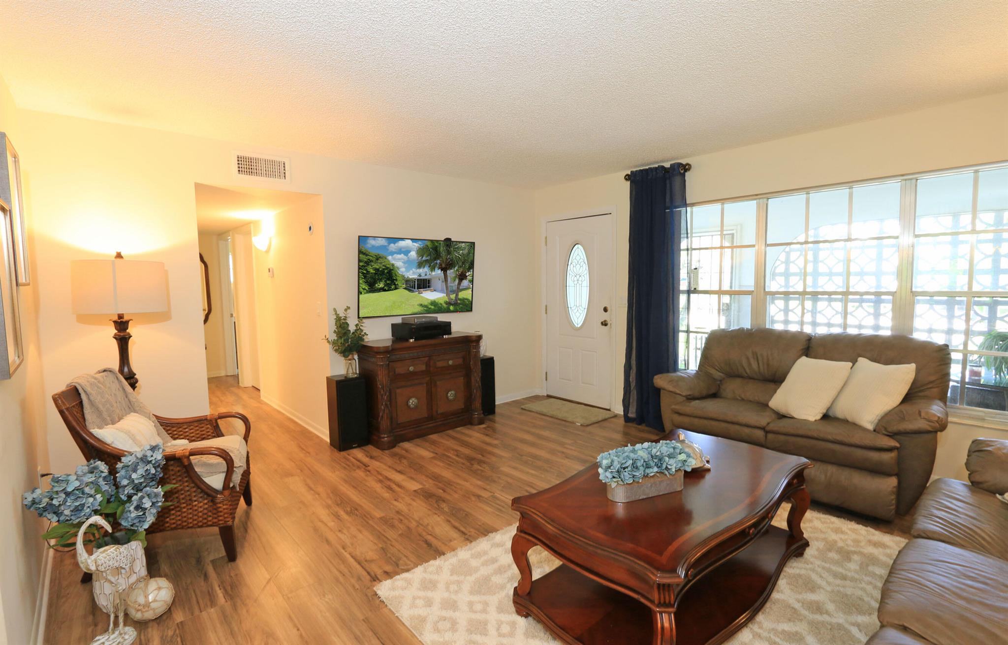 RIVER PARK UNIT 7 - Residential