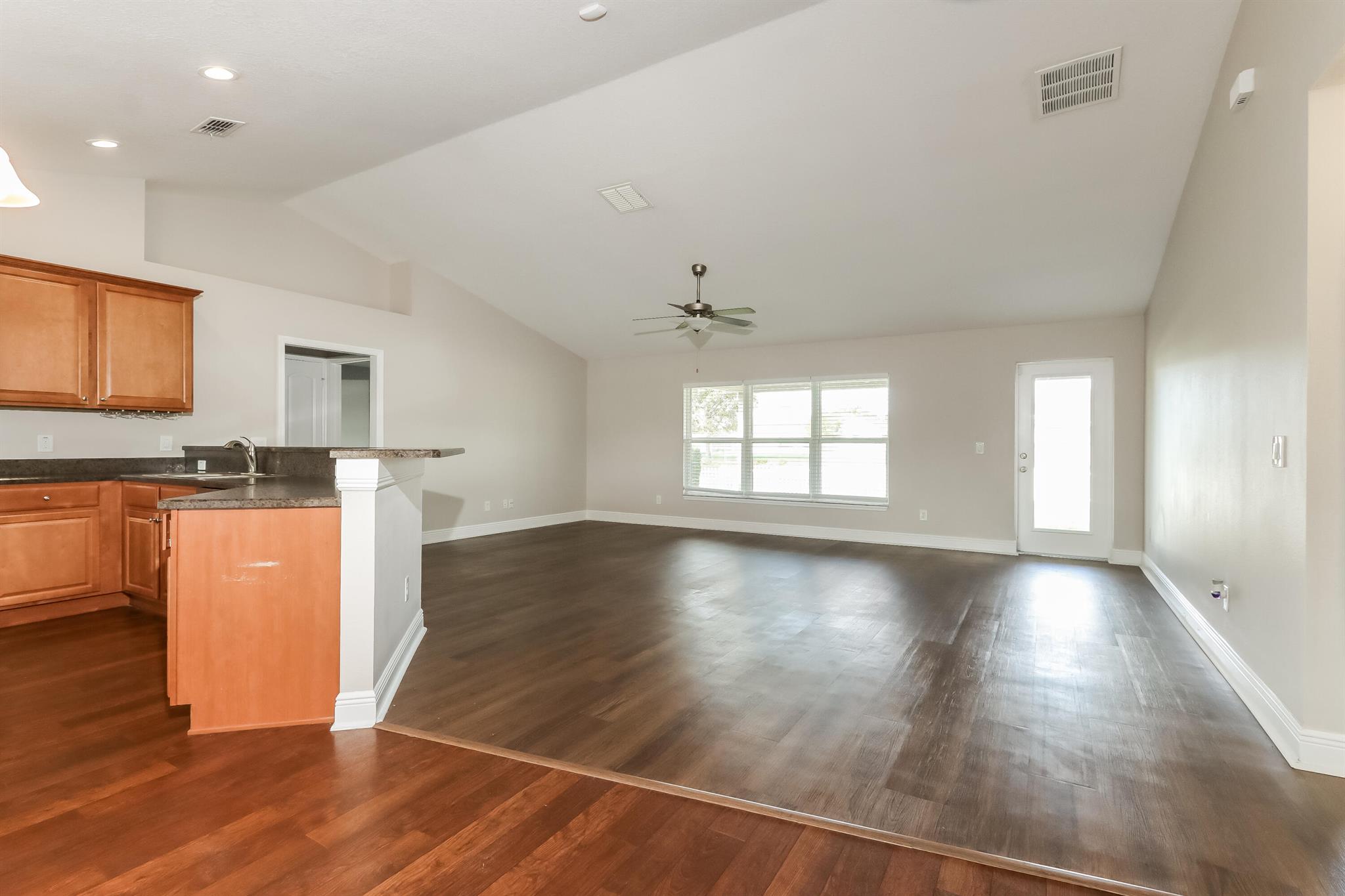 PORT ST LUCIE SECTION 33 - Residential Lease