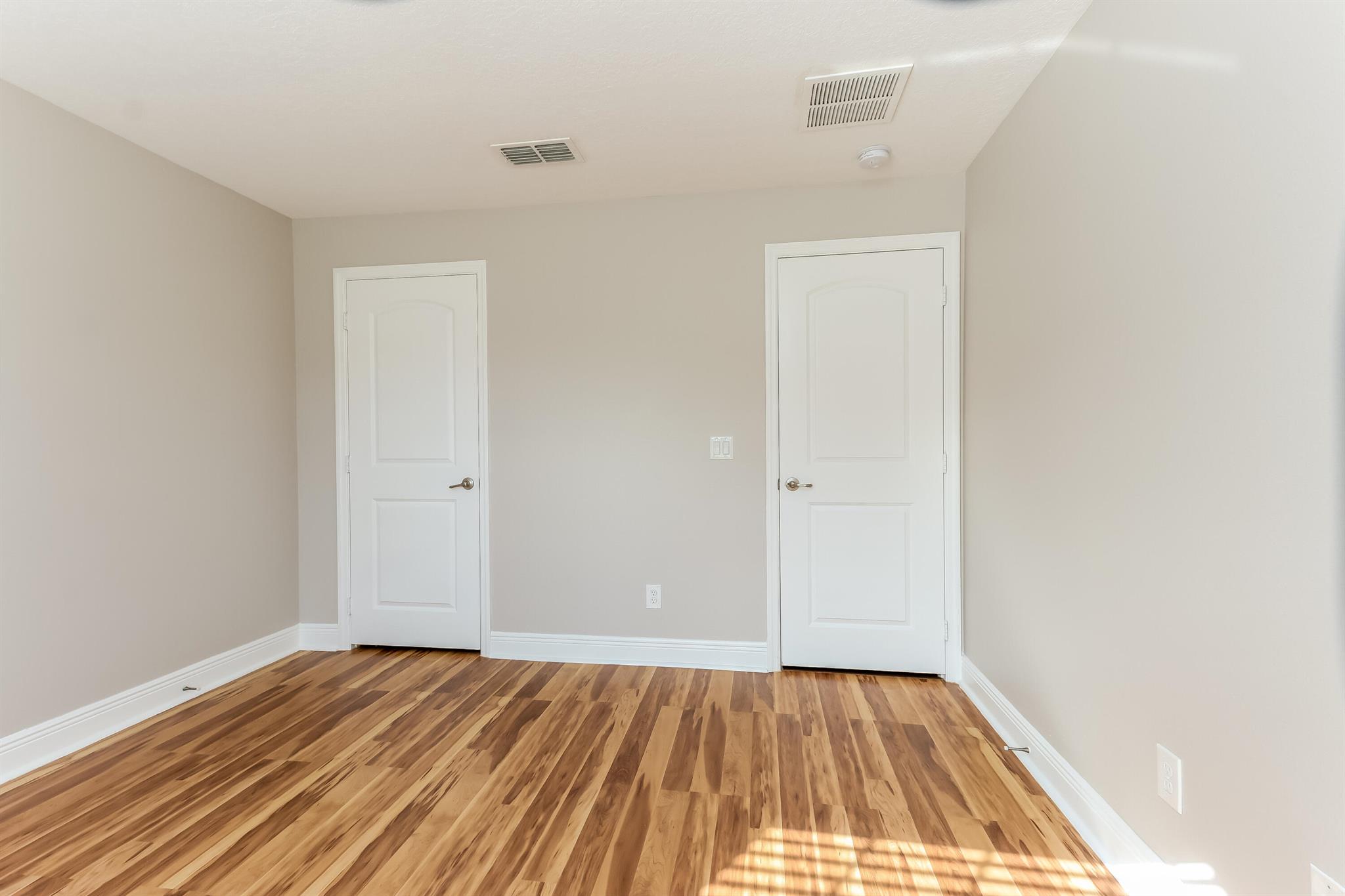 PORT ST LUCIE SECTION 33 - Residential Lease