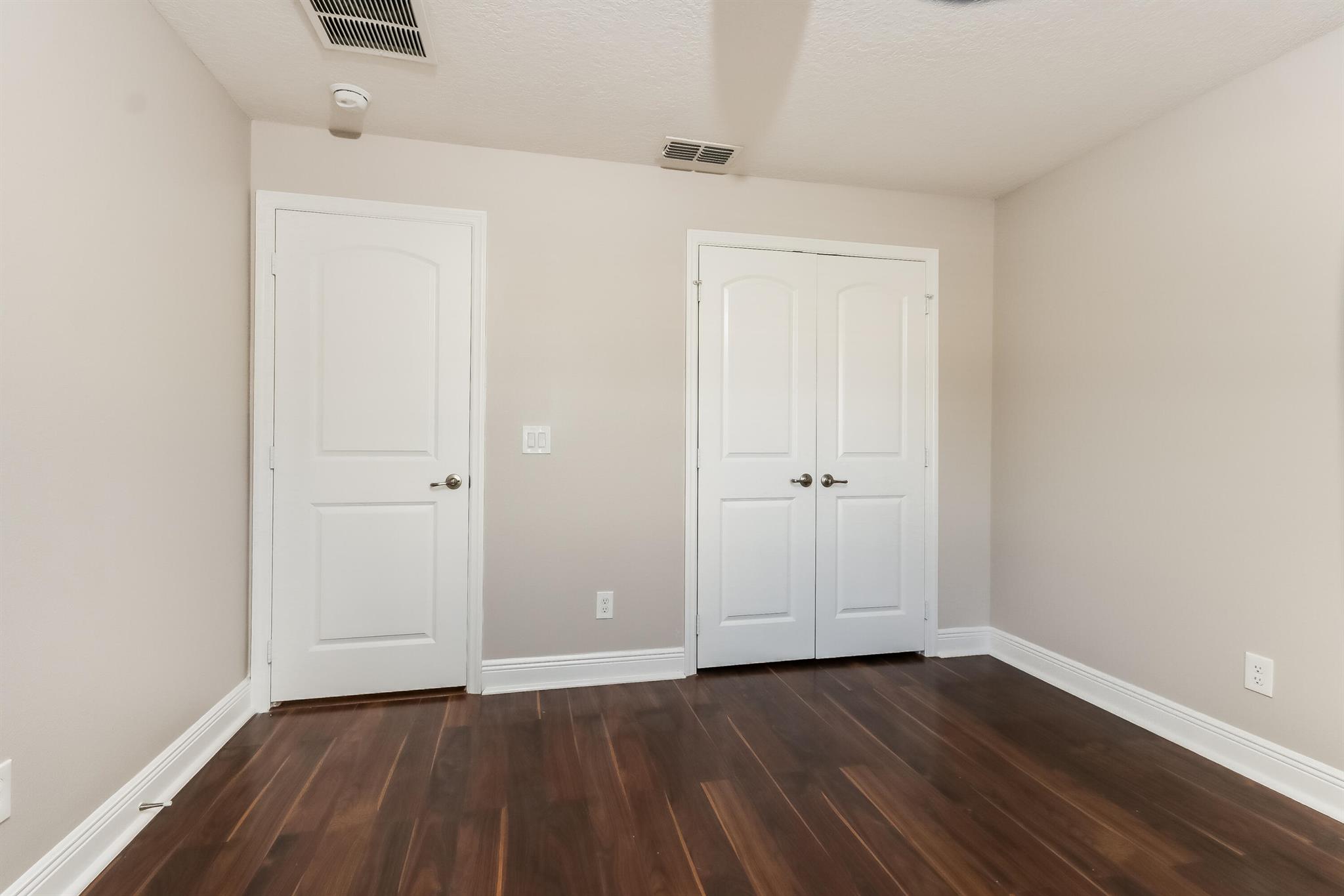 PORT ST LUCIE SECTION 33 - Residential Lease