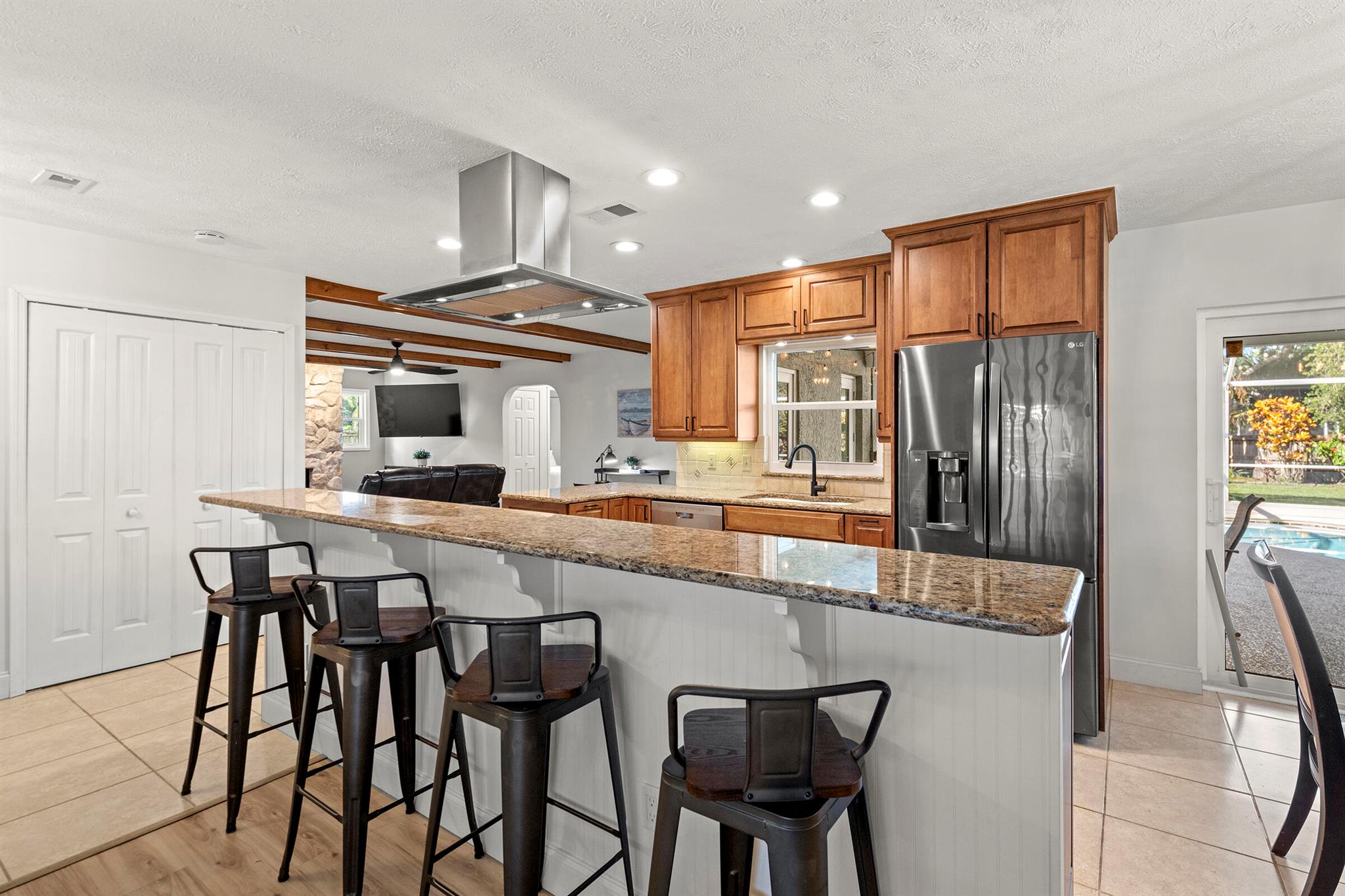 HIDDEN RIVER ESTATES - Residential Lease