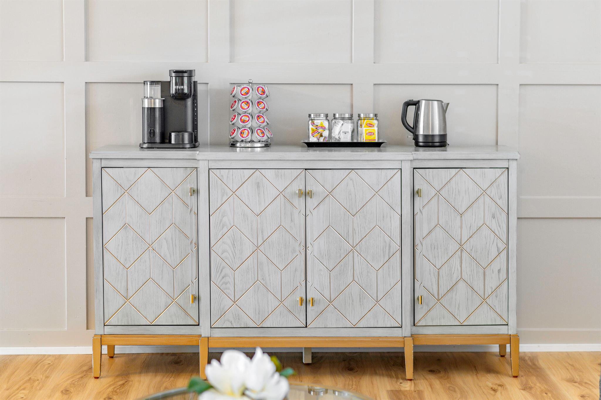 HIDDEN RIVER ESTATES - Residential Lease