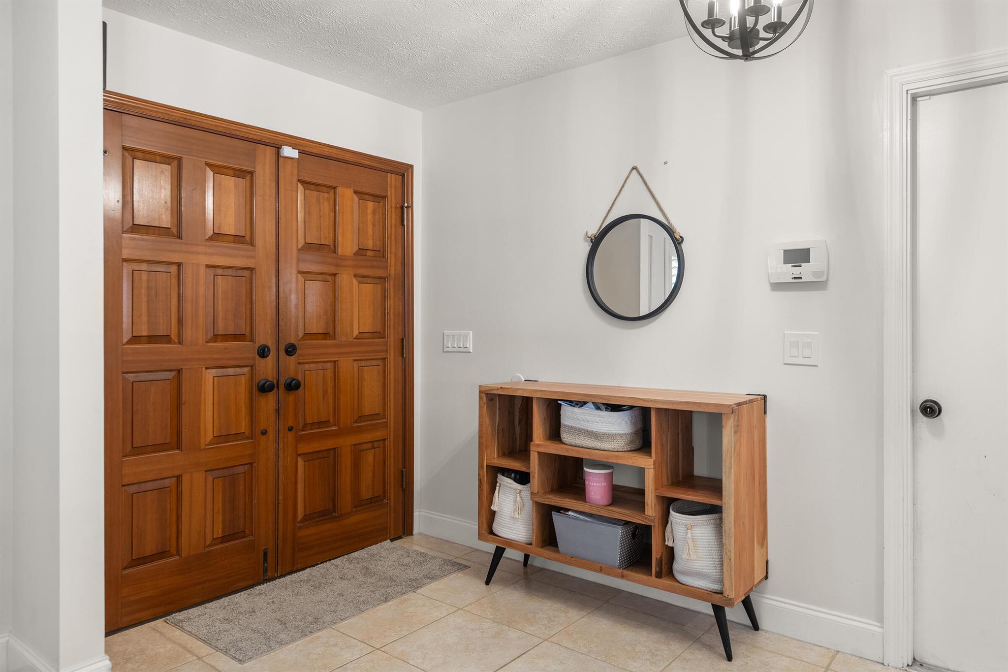 HIDDEN RIVER ESTATES - Residential Lease