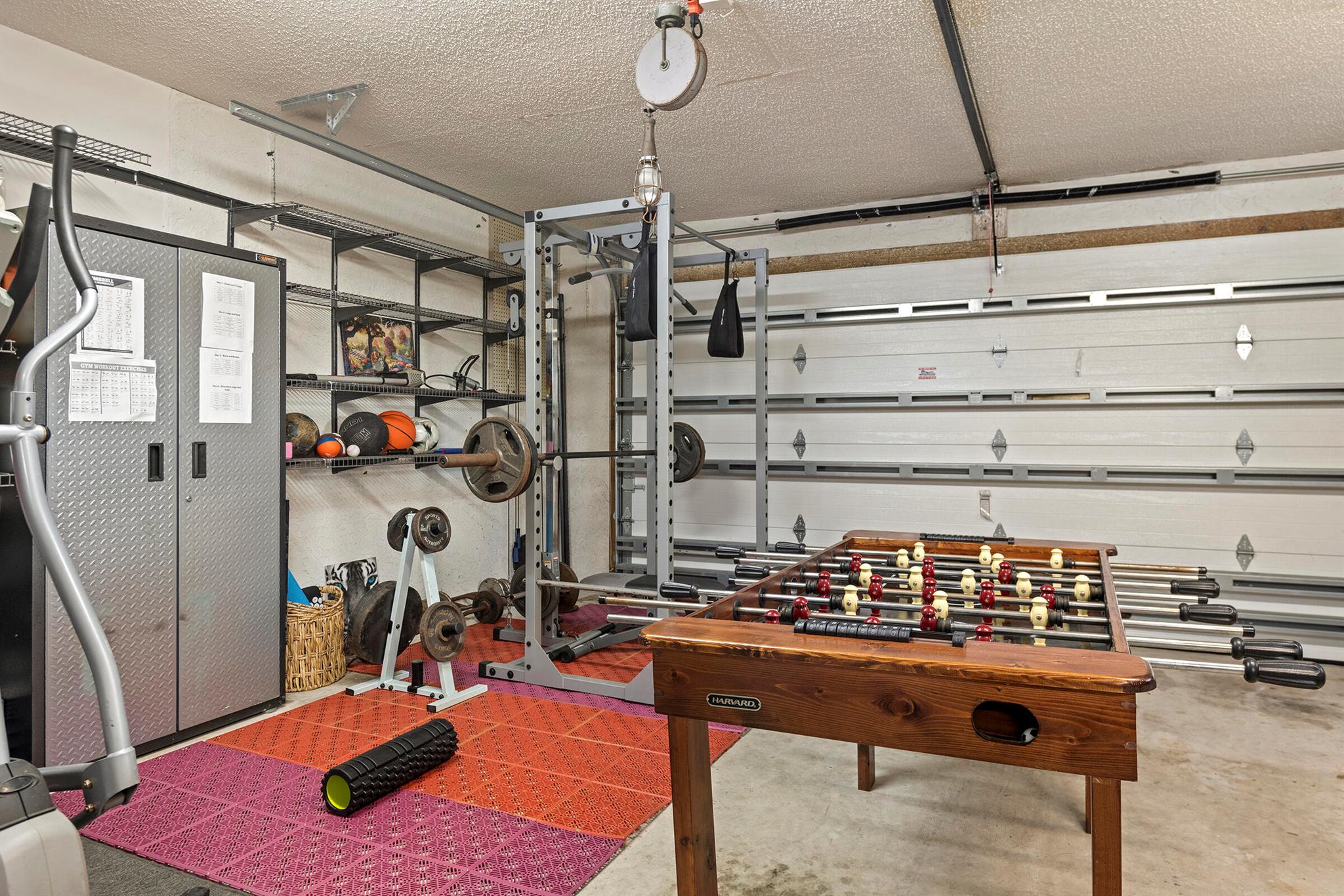 HIDDEN RIVER ESTATES - Residential Lease