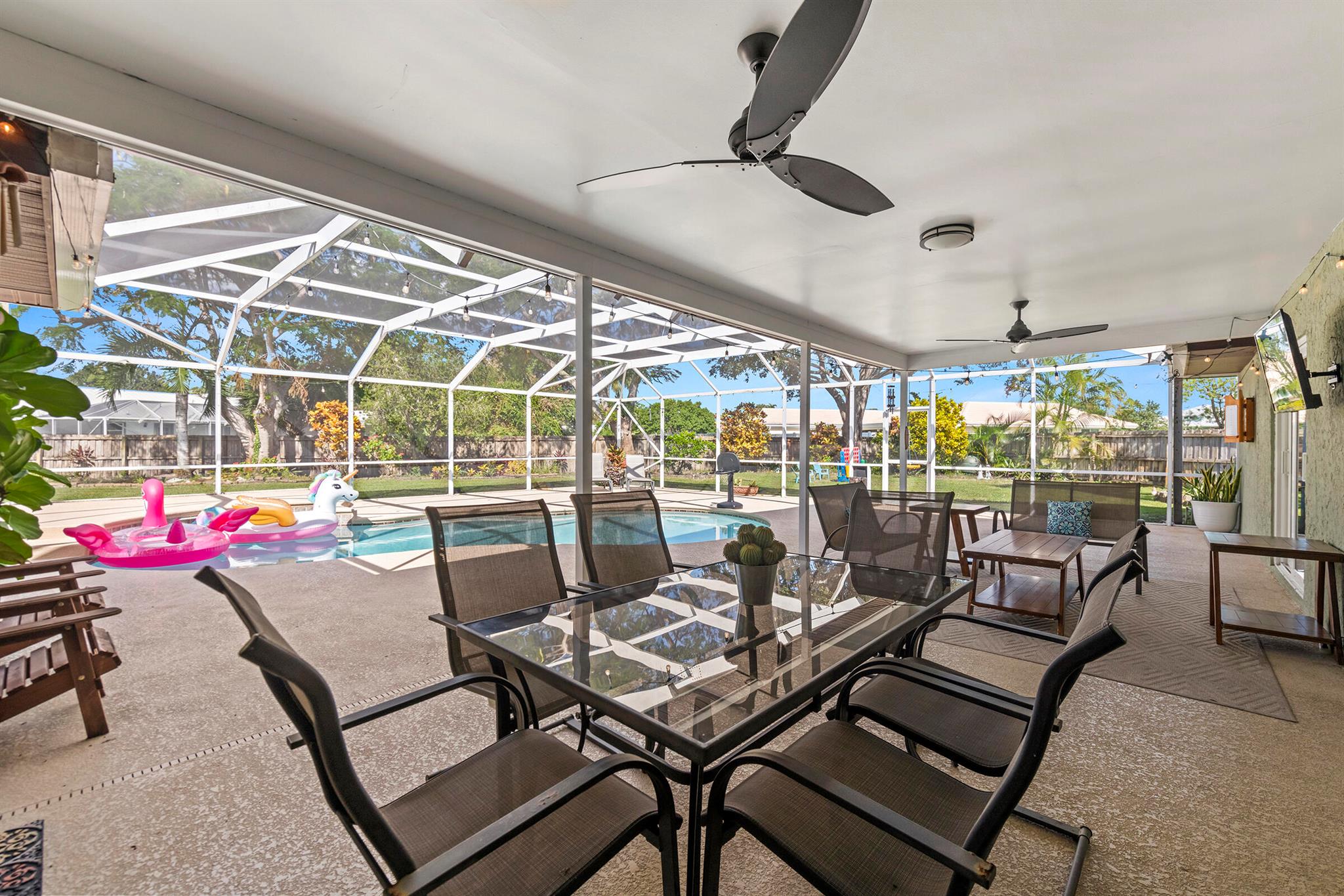 HIDDEN RIVER ESTATES - Residential Lease