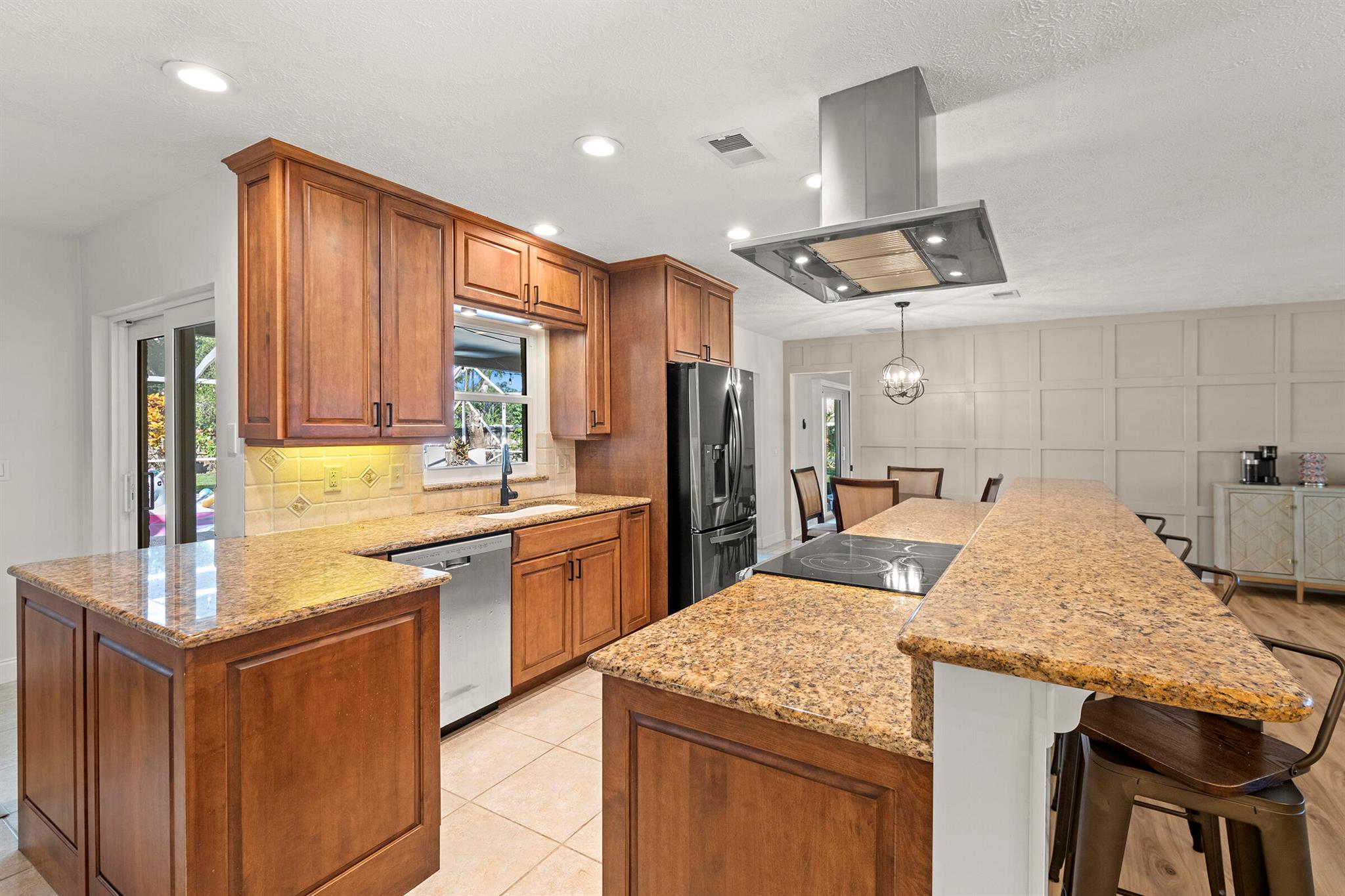 HIDDEN RIVER ESTATES - Residential Lease