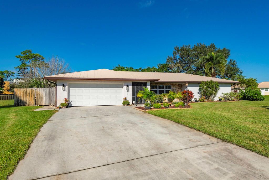 Photo of 762 SE River Lane, Port Saint Lucie, FL 34983 (MLS # R11142317)