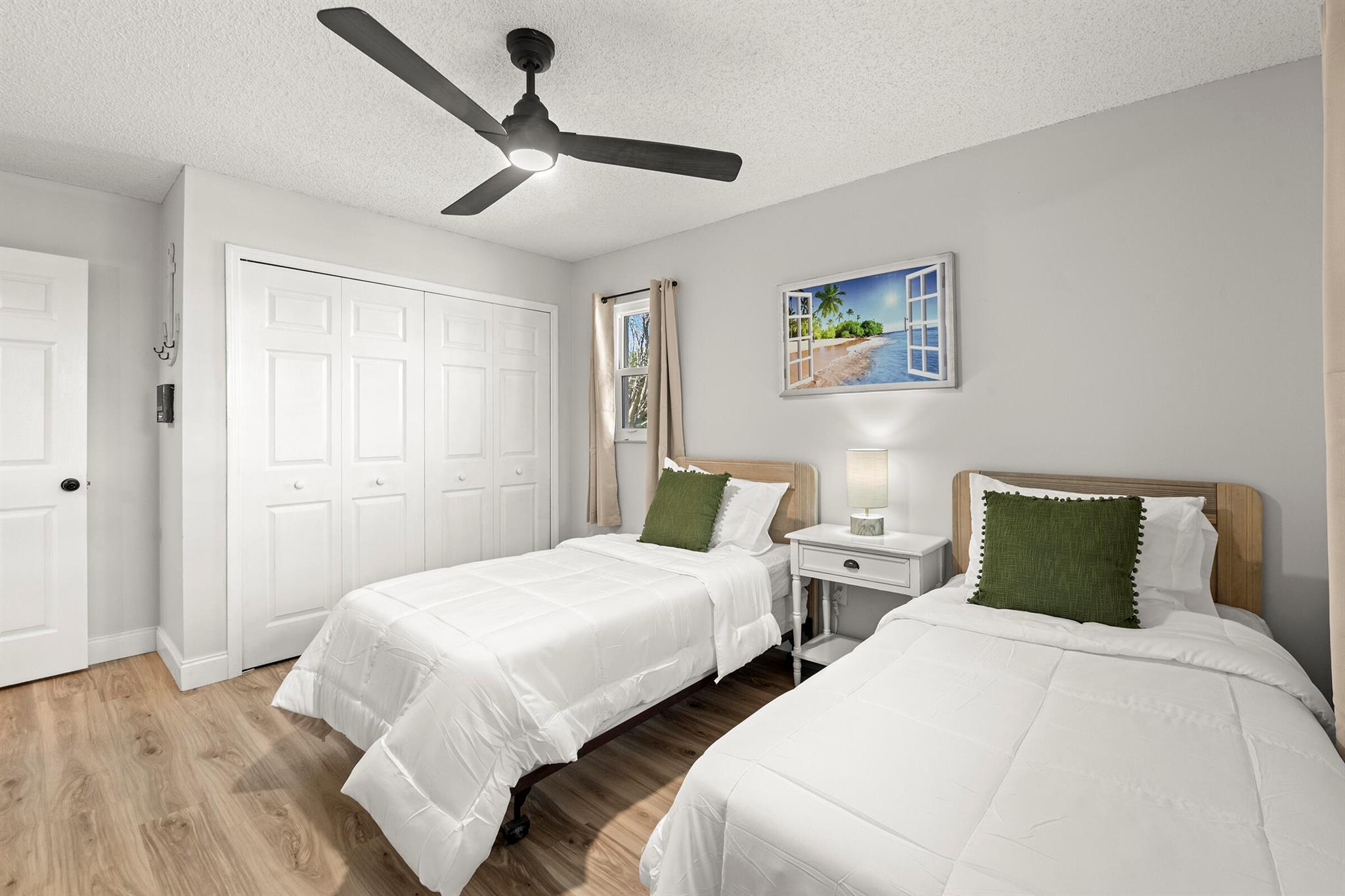 HIDDEN RIVER ESTATES - Residential Lease