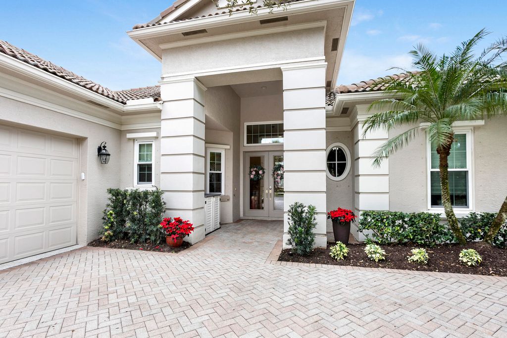 Photo of 9405 Briarcliff Terrace, Port Saint Lucie, FL 34986 (MLS # R11156088)