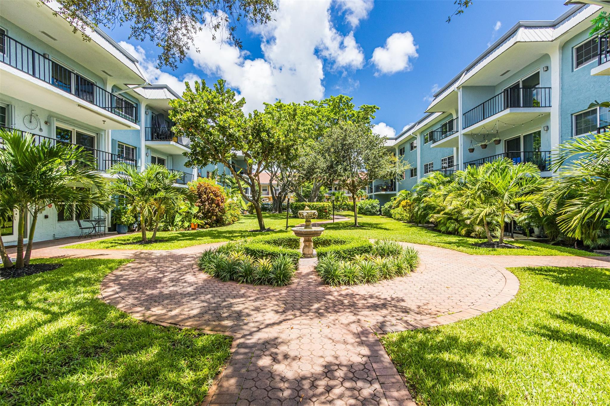 RIVER MANOR CONDO - Residential Lease