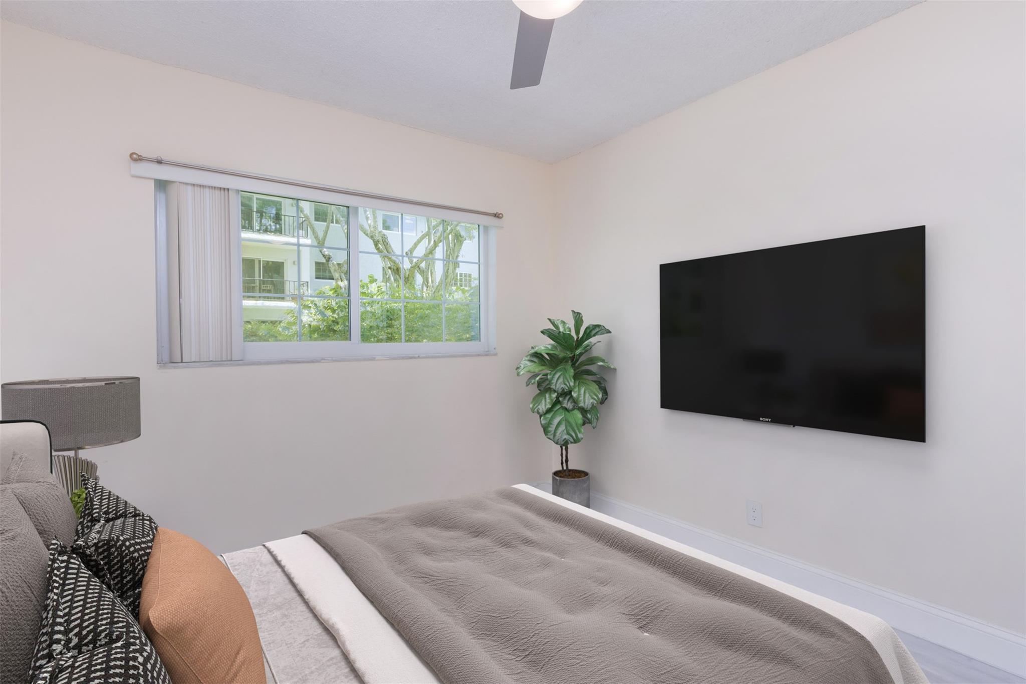RIVER MANOR CONDO - Residential Lease