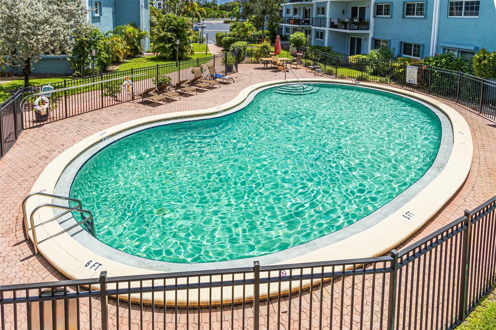 RIVER MANOR CONDO - Residential Lease