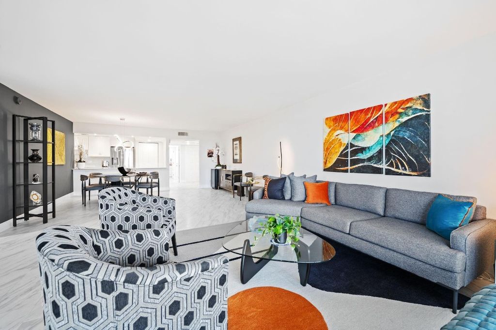Photo of 3505 Oaks Way #506, Pompano Beach, FL 33069 (MLS # F10538767)