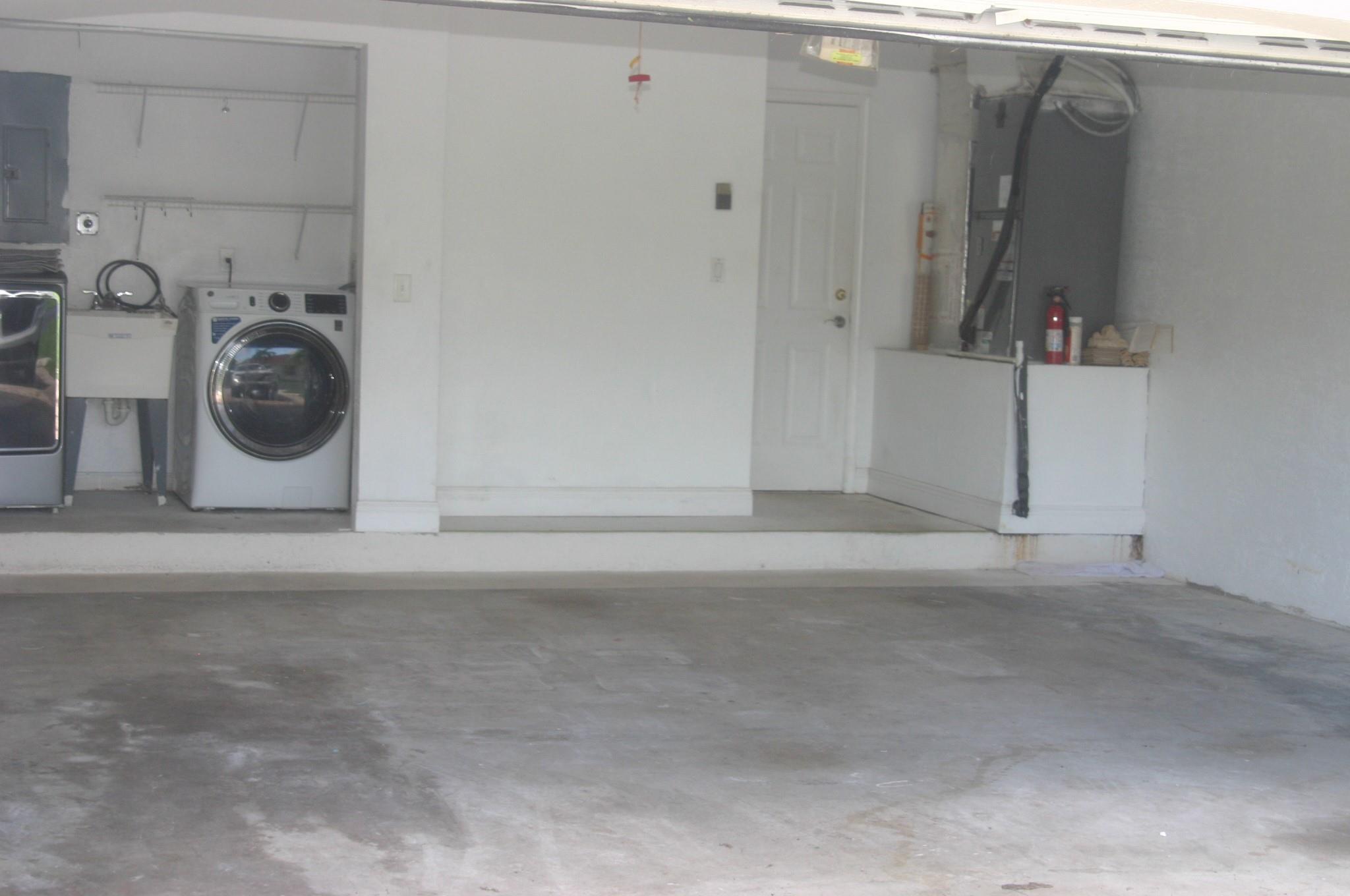 Springs Gateway 127-17 B - Residential Lease