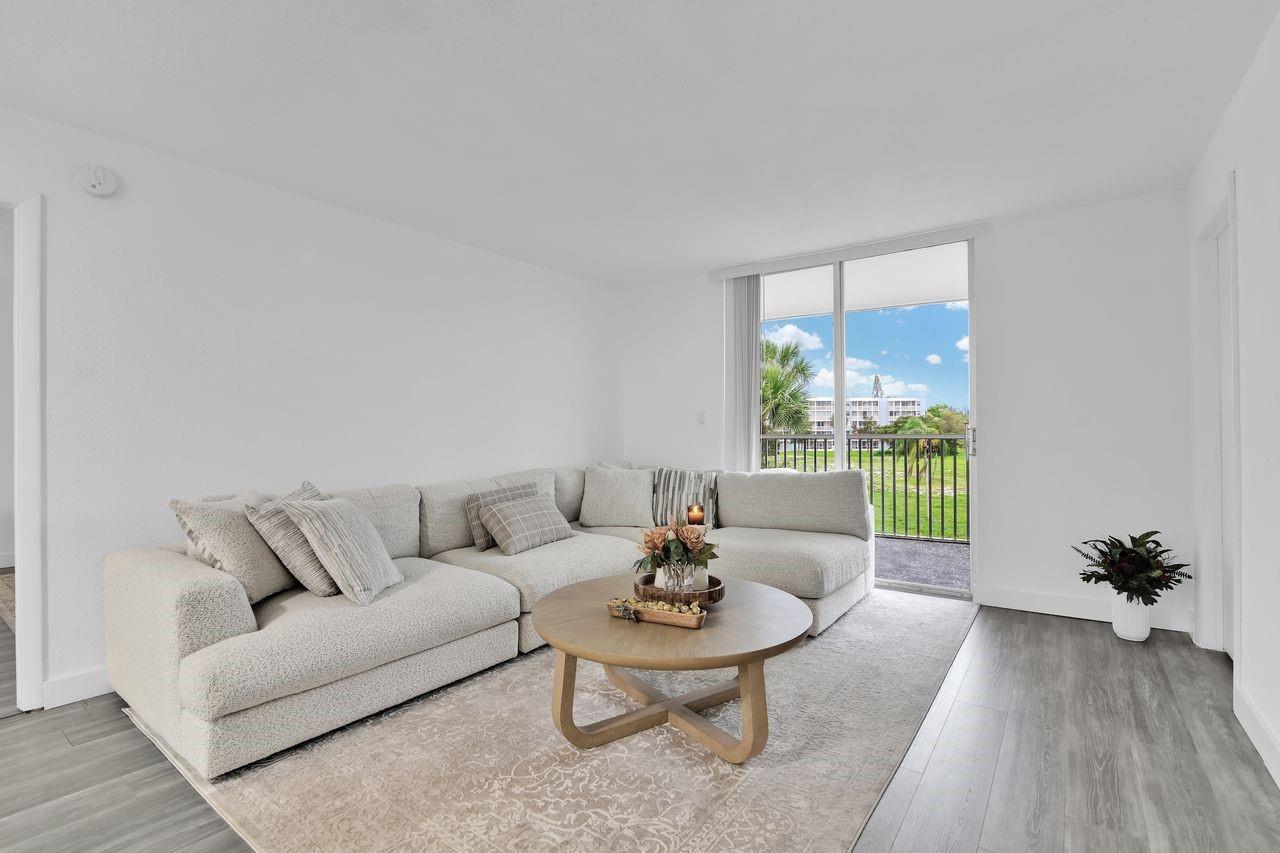 250 NW 67th St 322