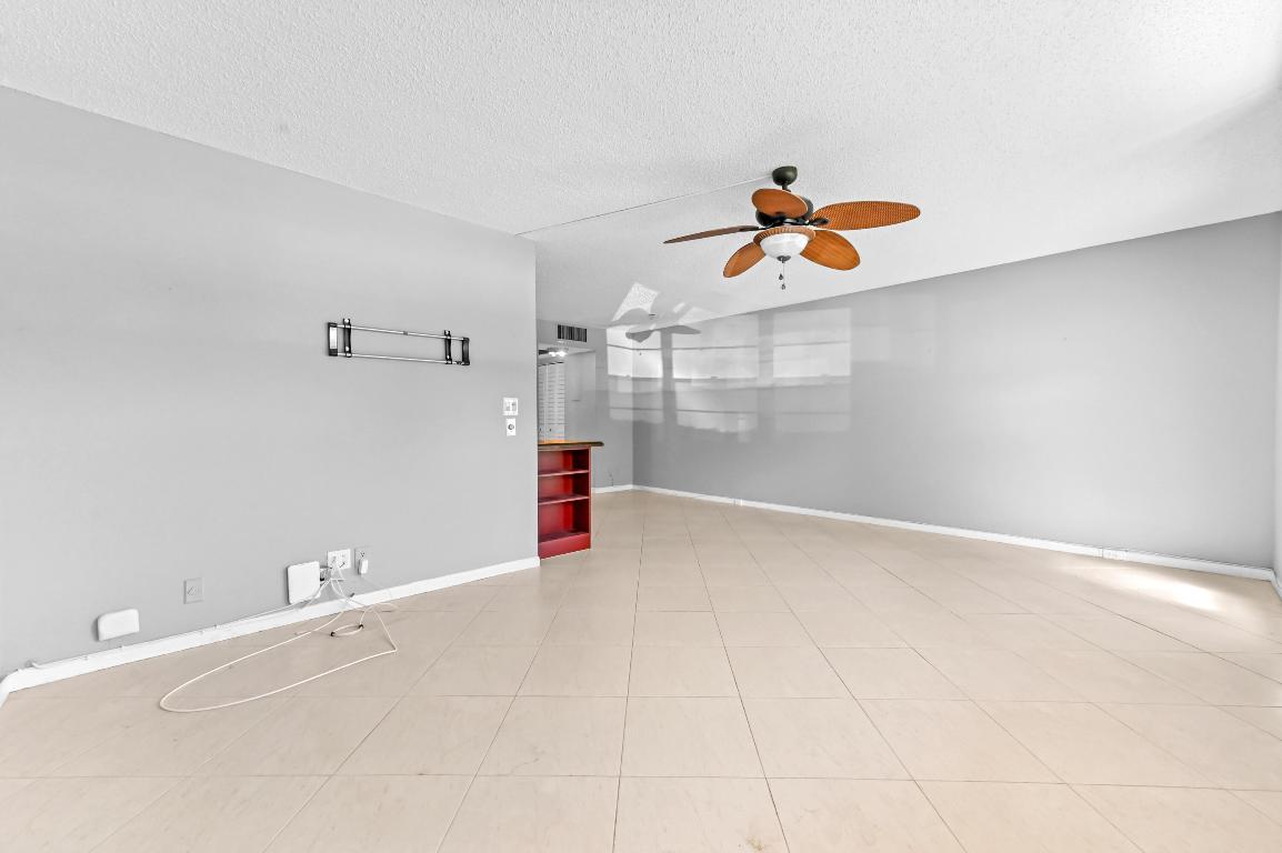 WYNMOOR VILLAGE - Residential