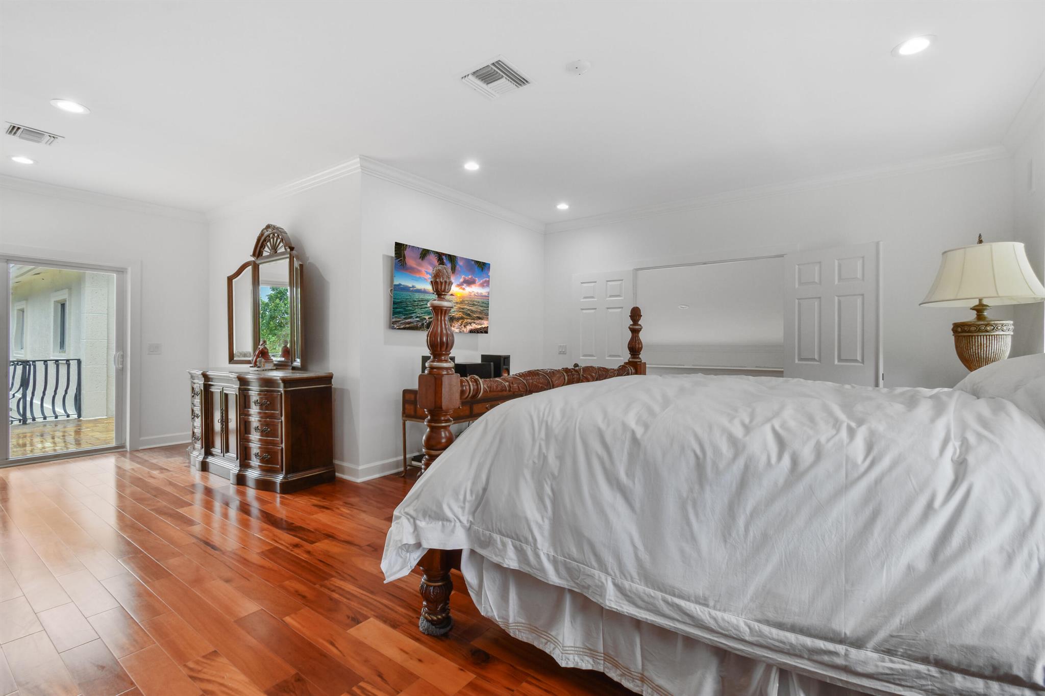 PRESIDENT COUNTRY CLUB 4 - Residential