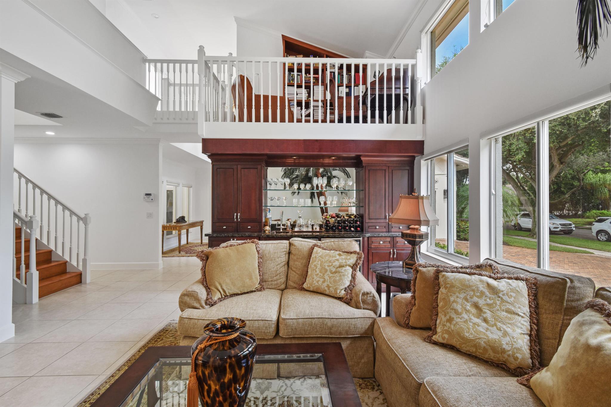 PRESIDENT COUNTRY CLUB 4 - Residential