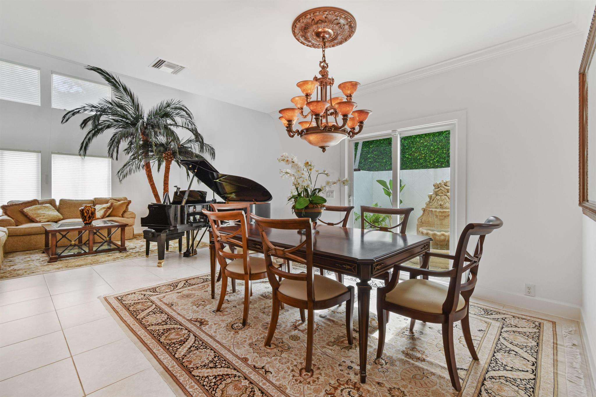 PRESIDENT COUNTRY CLUB 4 - Residential