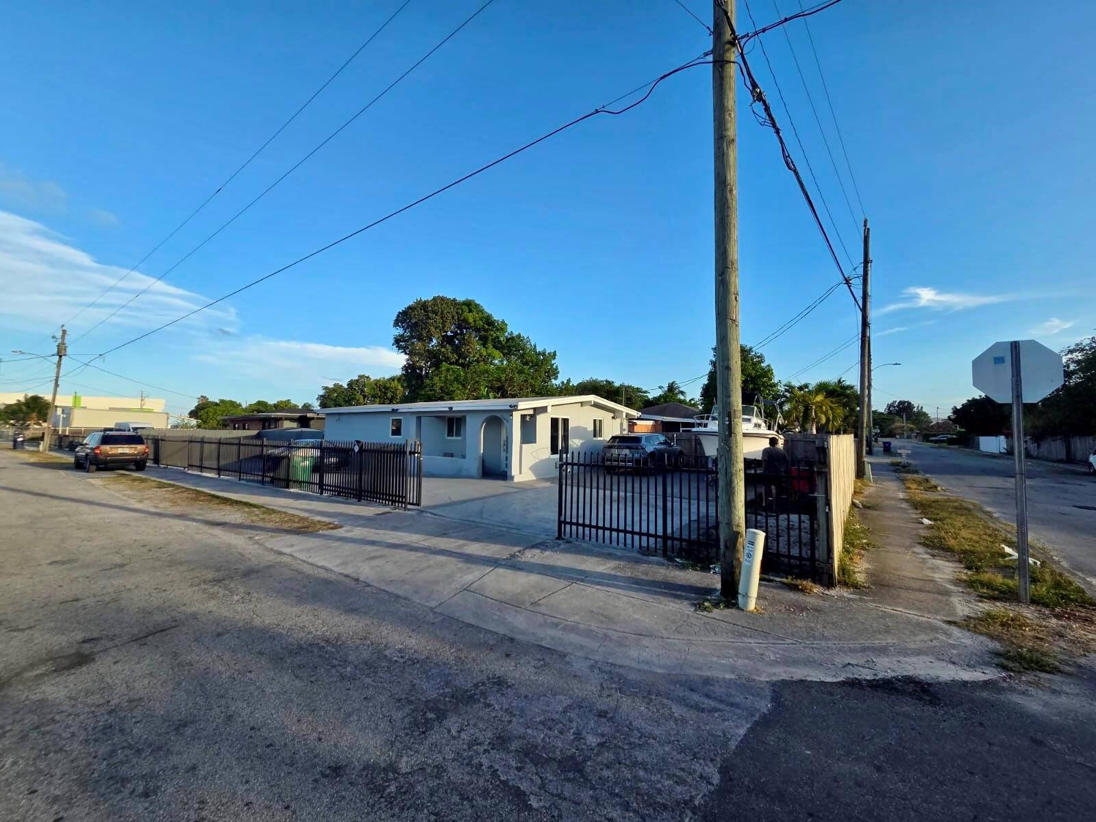 10090 W Fern Street