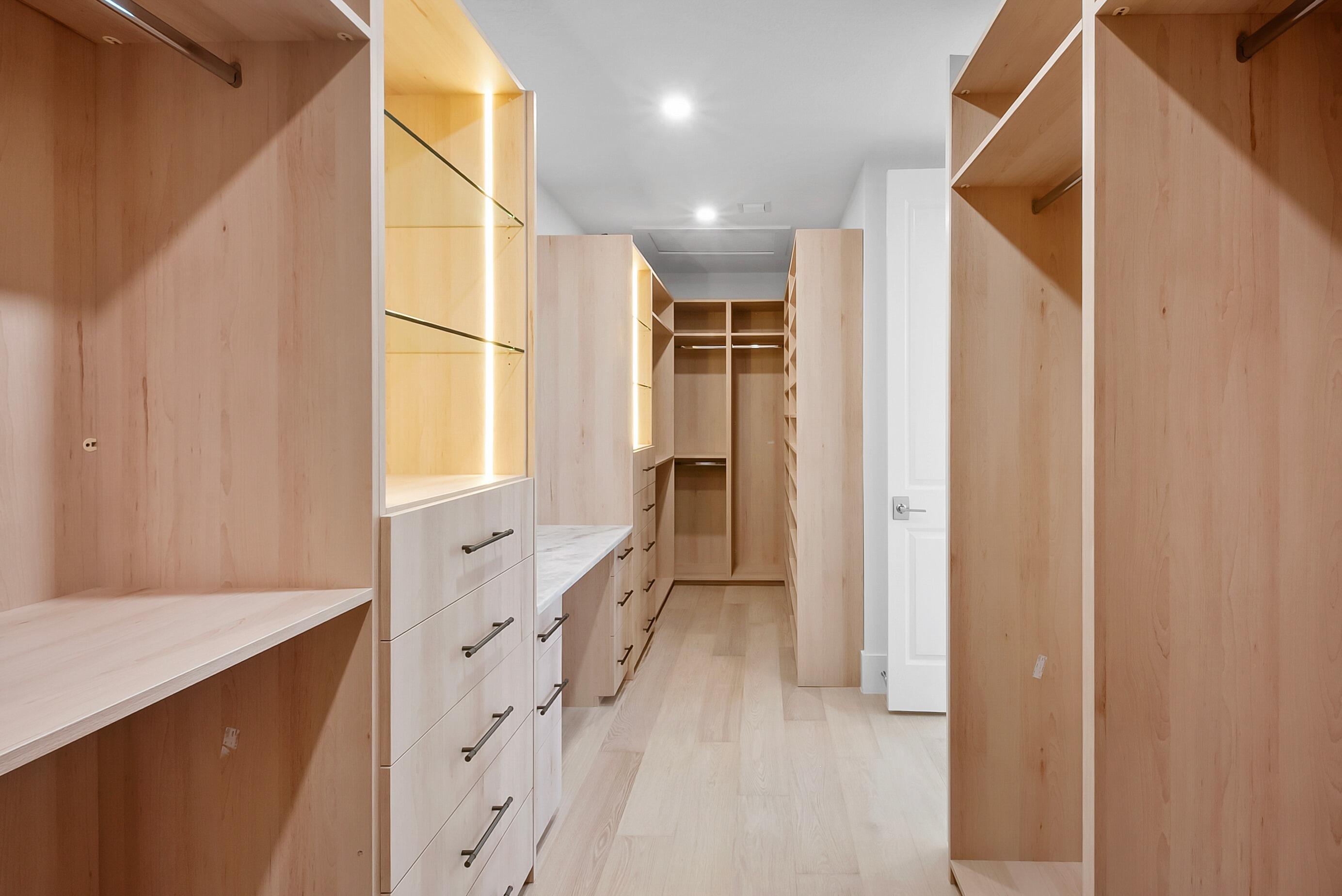 BRIDGEWATER - Residential