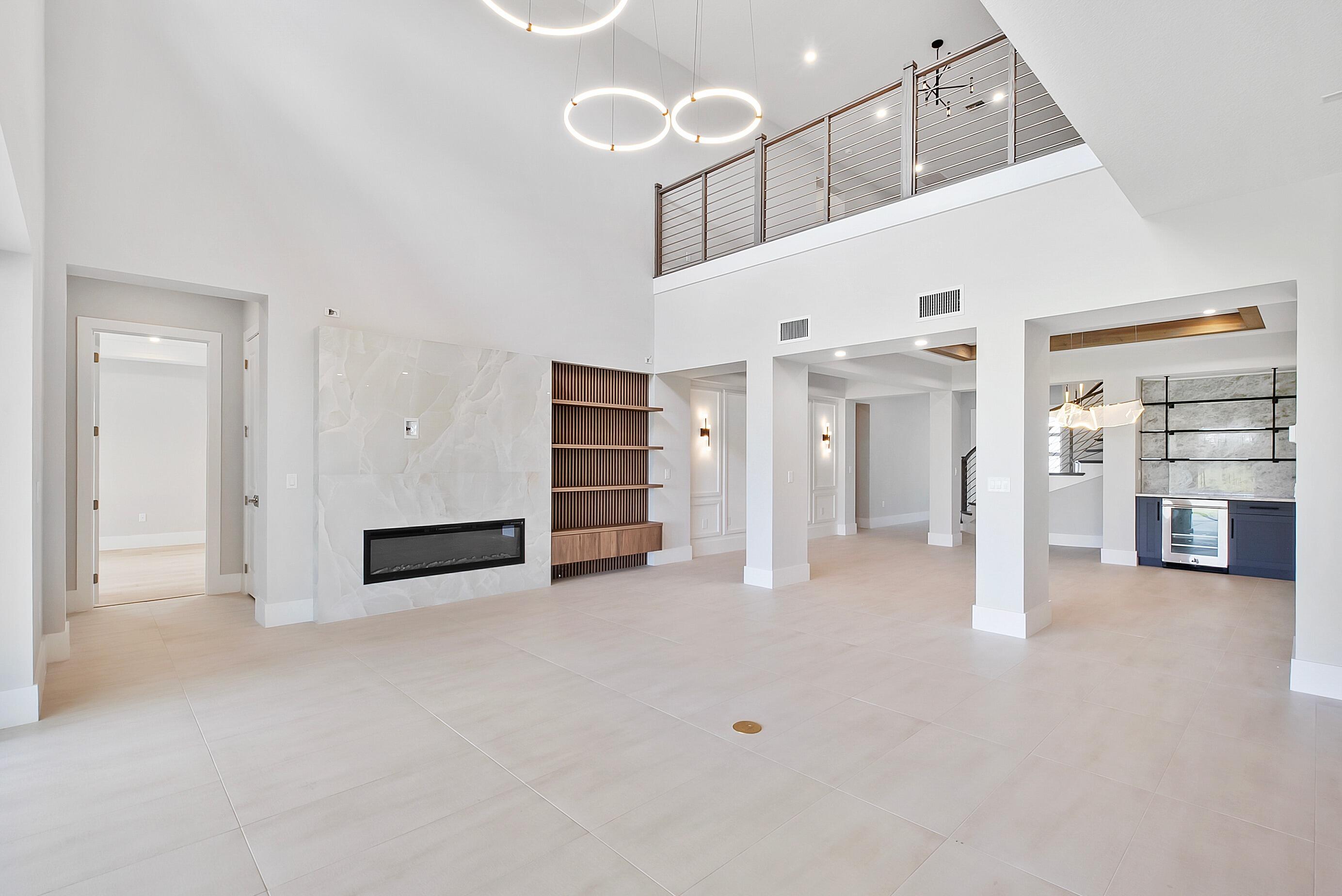BRIDGEWATER - Residential