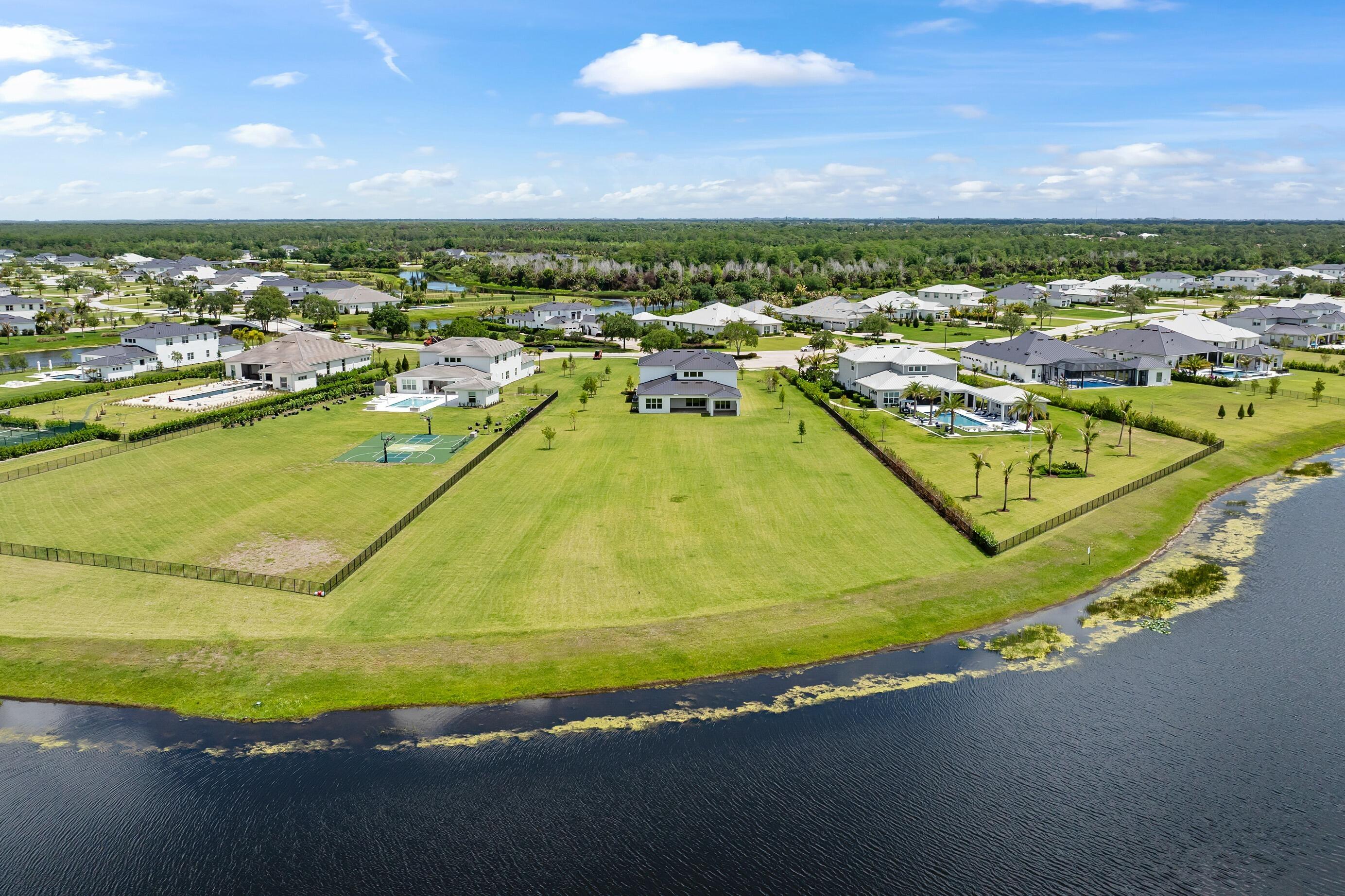 BRIDGEWATER - Residential