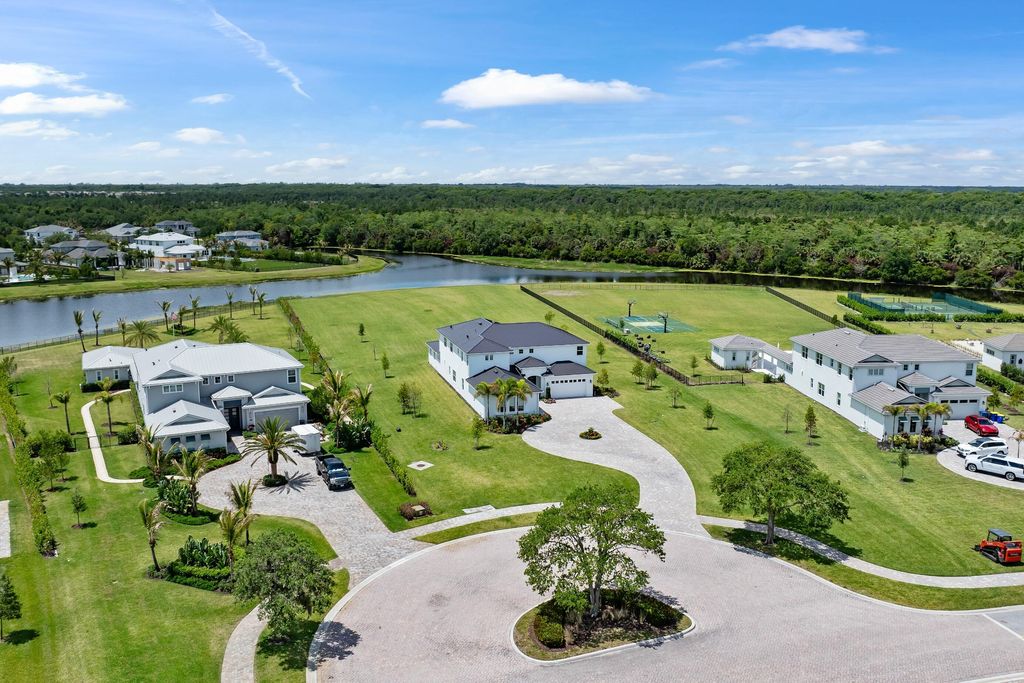 Photo of 20060 SE Bridgewater Drive, Jupiter, FL 33458 (MLS # B26018159)