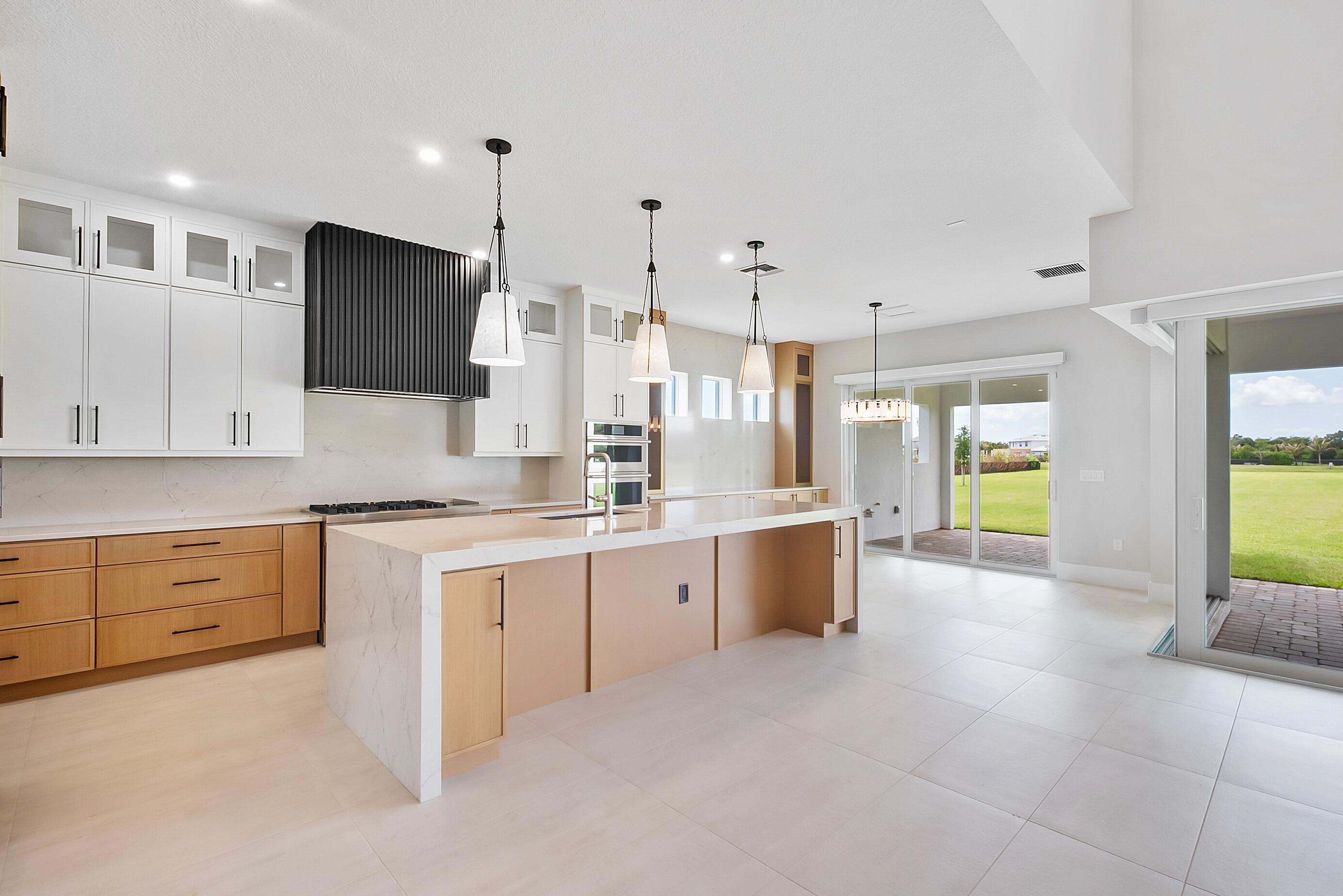 BRIDGEWATER - Residential