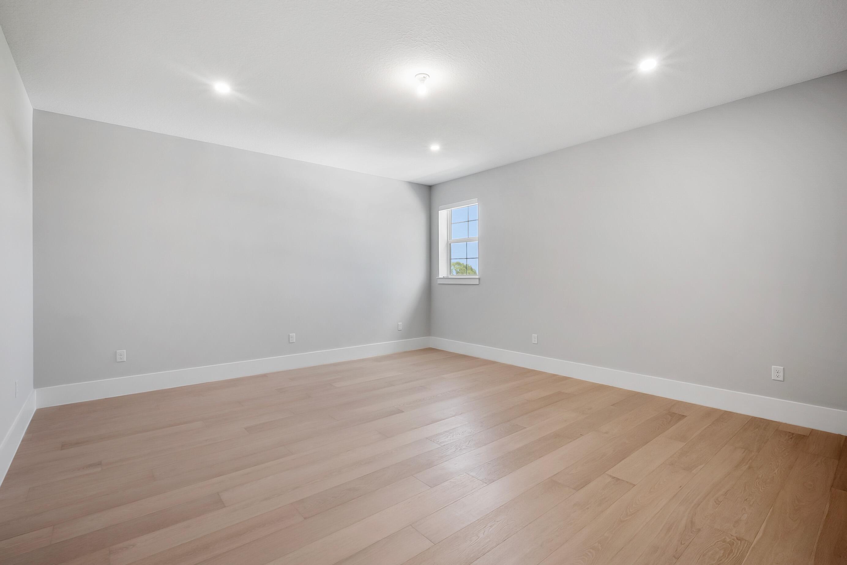 BRIDGEWATER - Residential