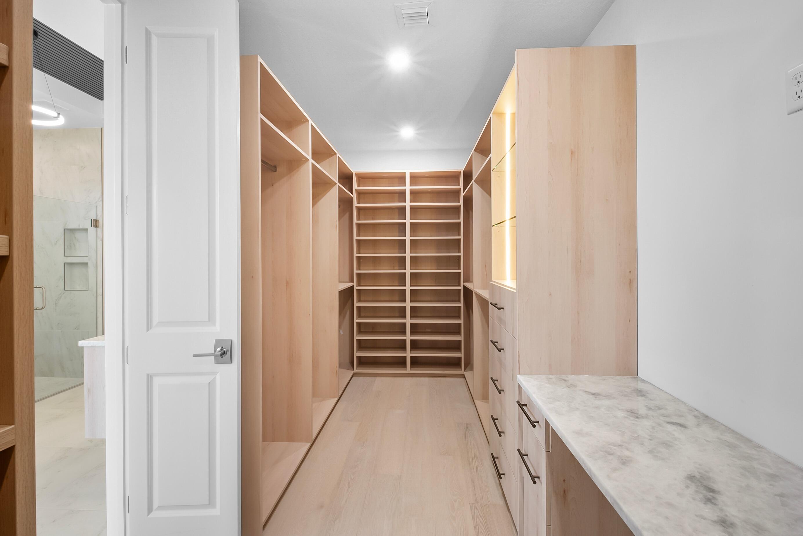 BRIDGEWATER - Residential