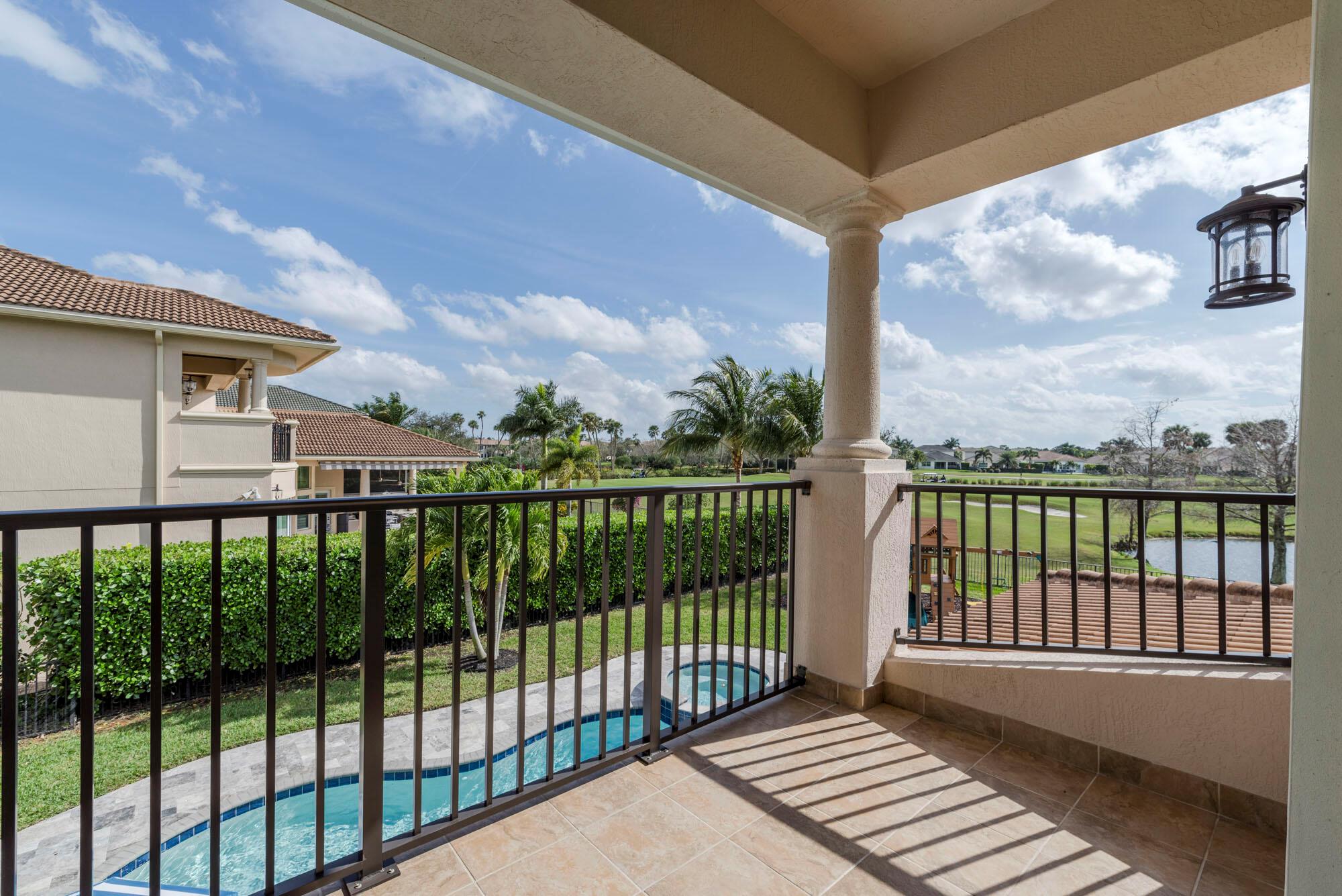 Jupiter Country Club - Residential