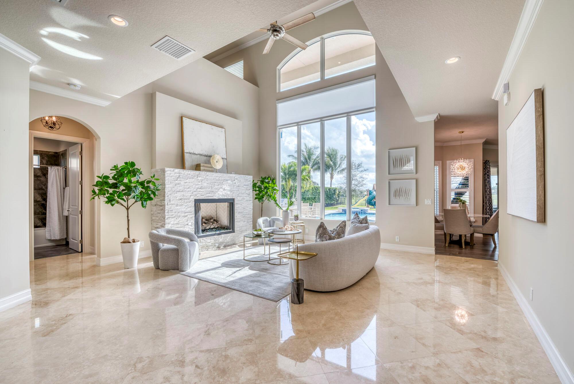 Jupiter Country Club - Residential