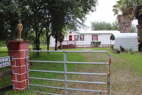 A home in Clewiston