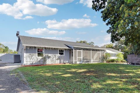 11921 51st Court The Acreage FL 33411