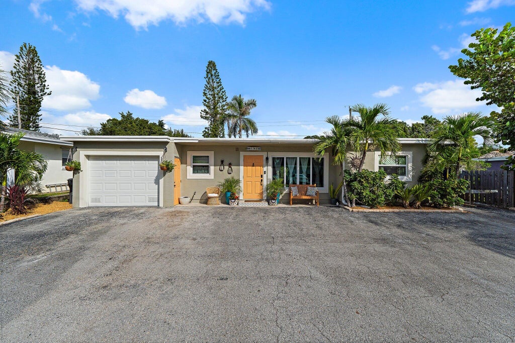 Photo of 1821 Redbank Road, North Palm Beach, FL 33408 (MLS # R11139864)