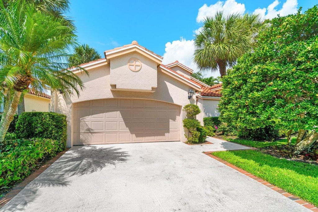 Photo of 16703 Hidden Cove Drive, Jupiter, FL 33477 (MLS # R11095107)
